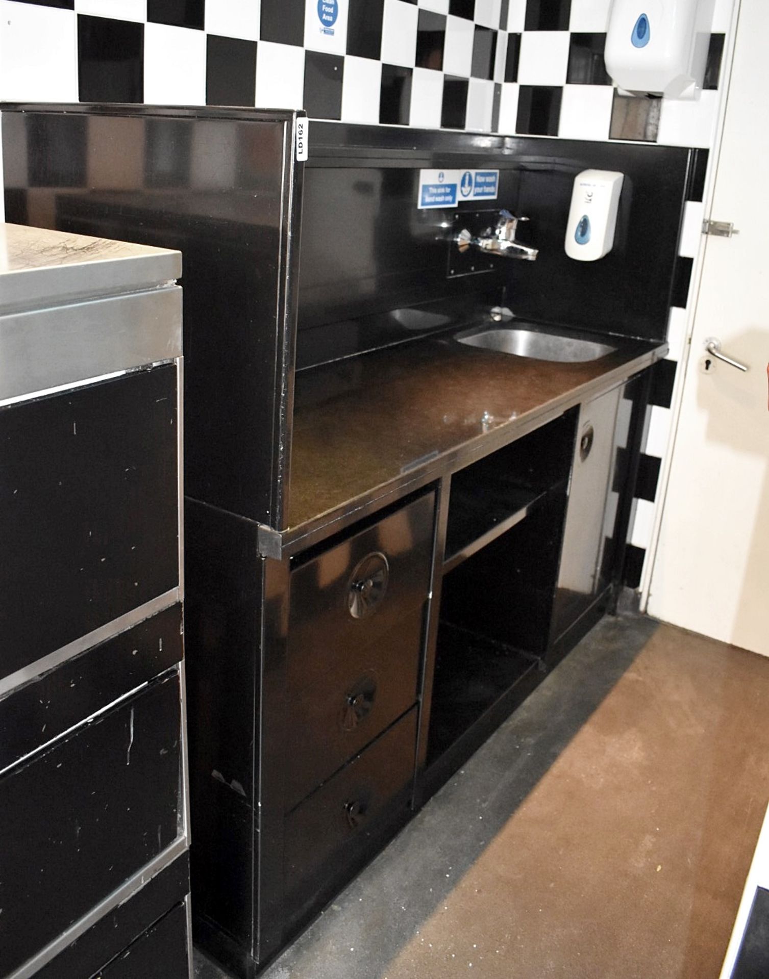 1 x Commercial Kitchen Prep Unit With Stone Surfaces, Enclosed Splashback and Side, Drawers With - Image 3 of 7