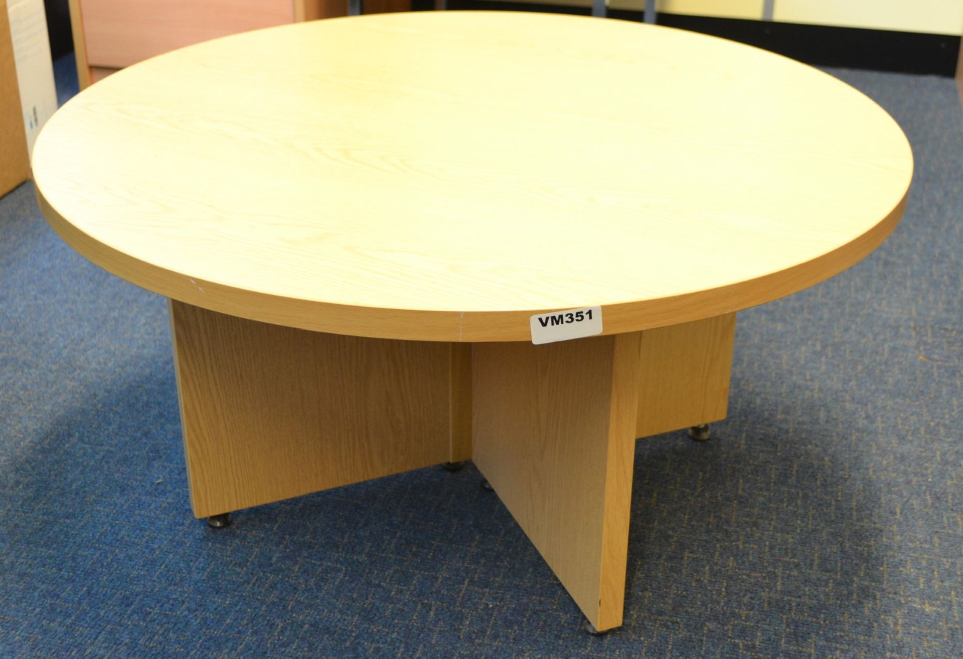 1 x Round Office Meeting Table and Chair Set - Ref: VM351 - CL409 - Location: Wakefield WF16 - Image 2 of 3