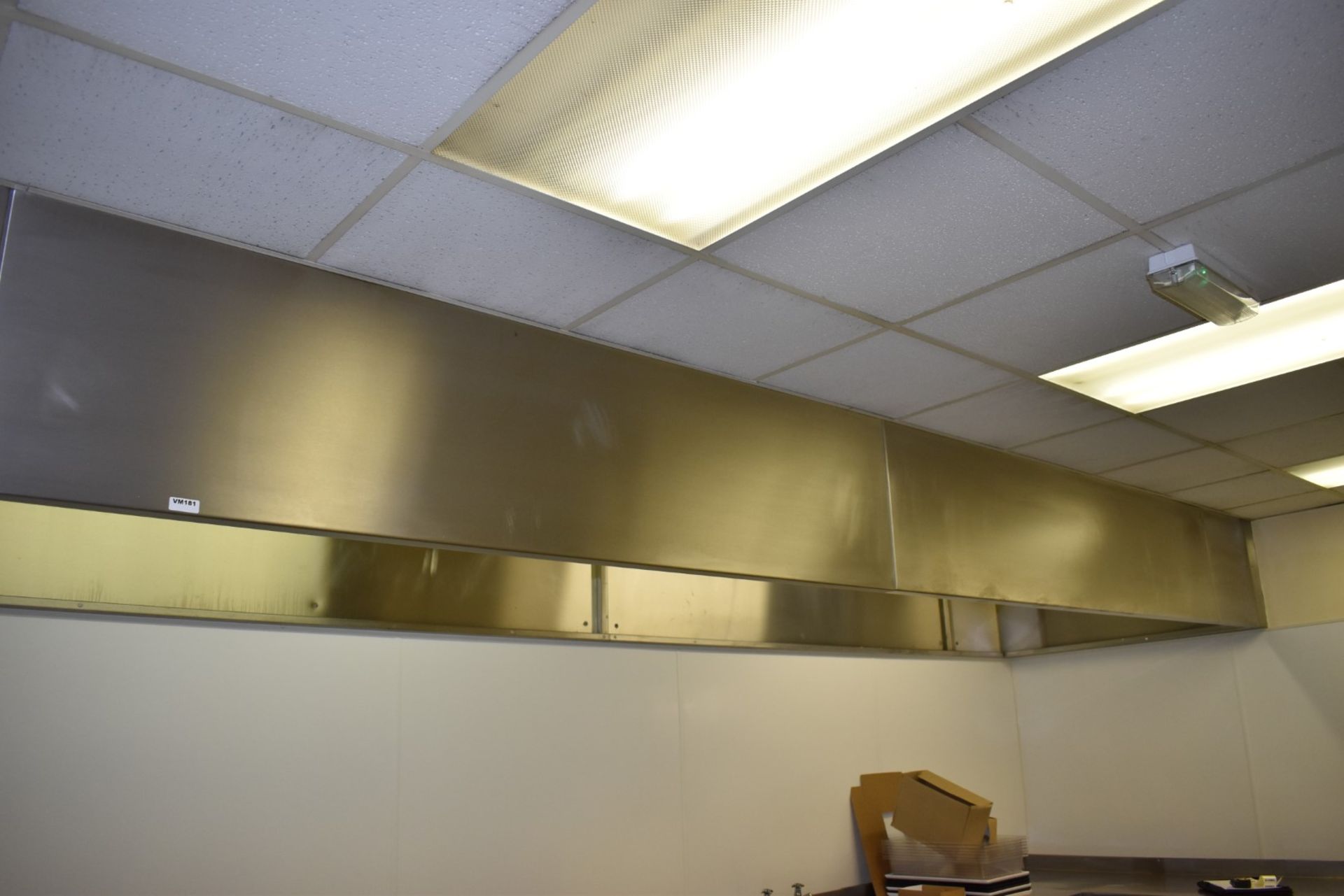 1 x Commerical Kitchen Ceiling Mounted Extractor Hood - Stainless Steel - Breaks into Multiple Parts - Image 3 of 8