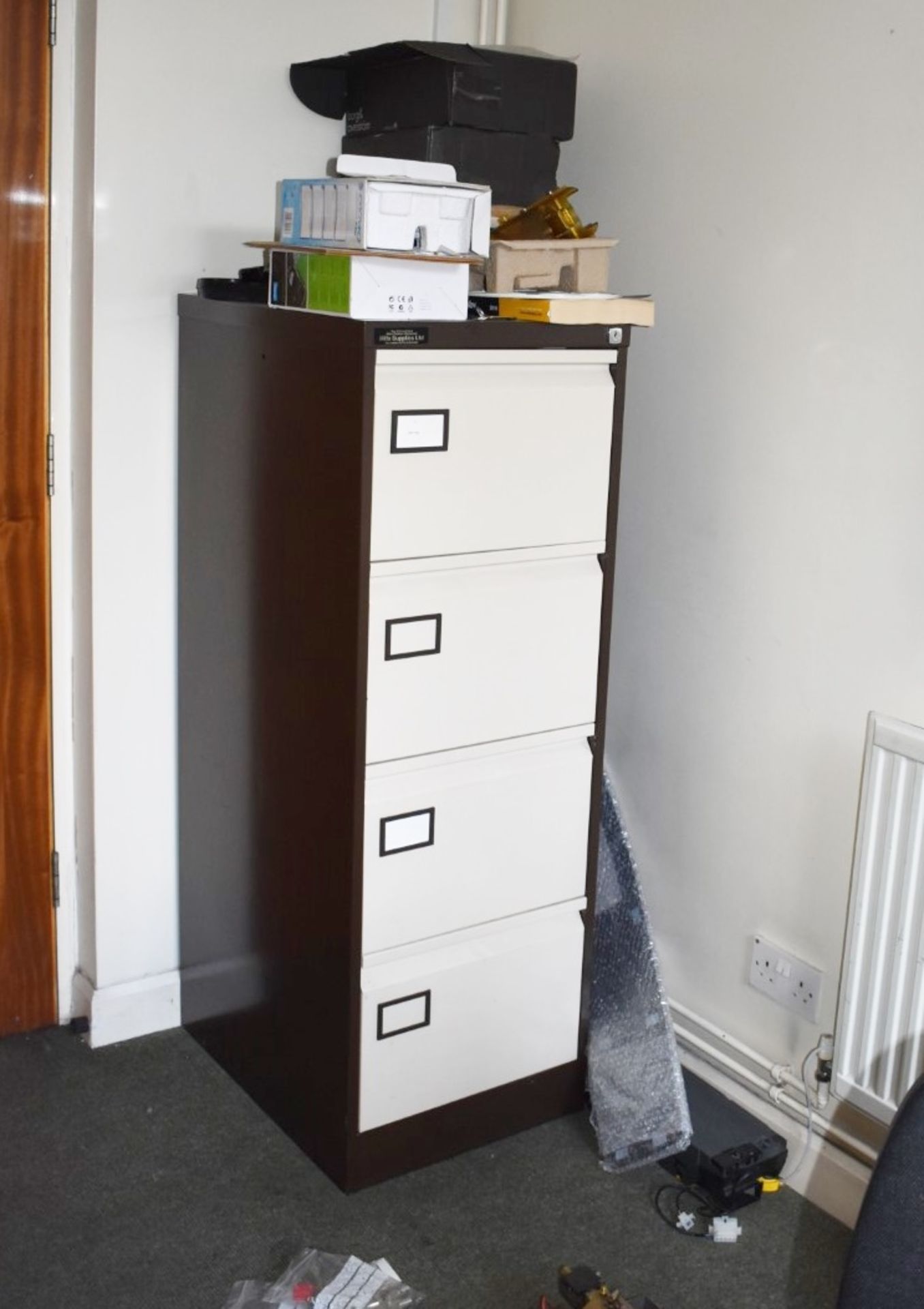 1 x Assorted Collection of Office Furniture - Includes Desk, Chairs, Three Four Filing Cabinets, - Image 7 of 7