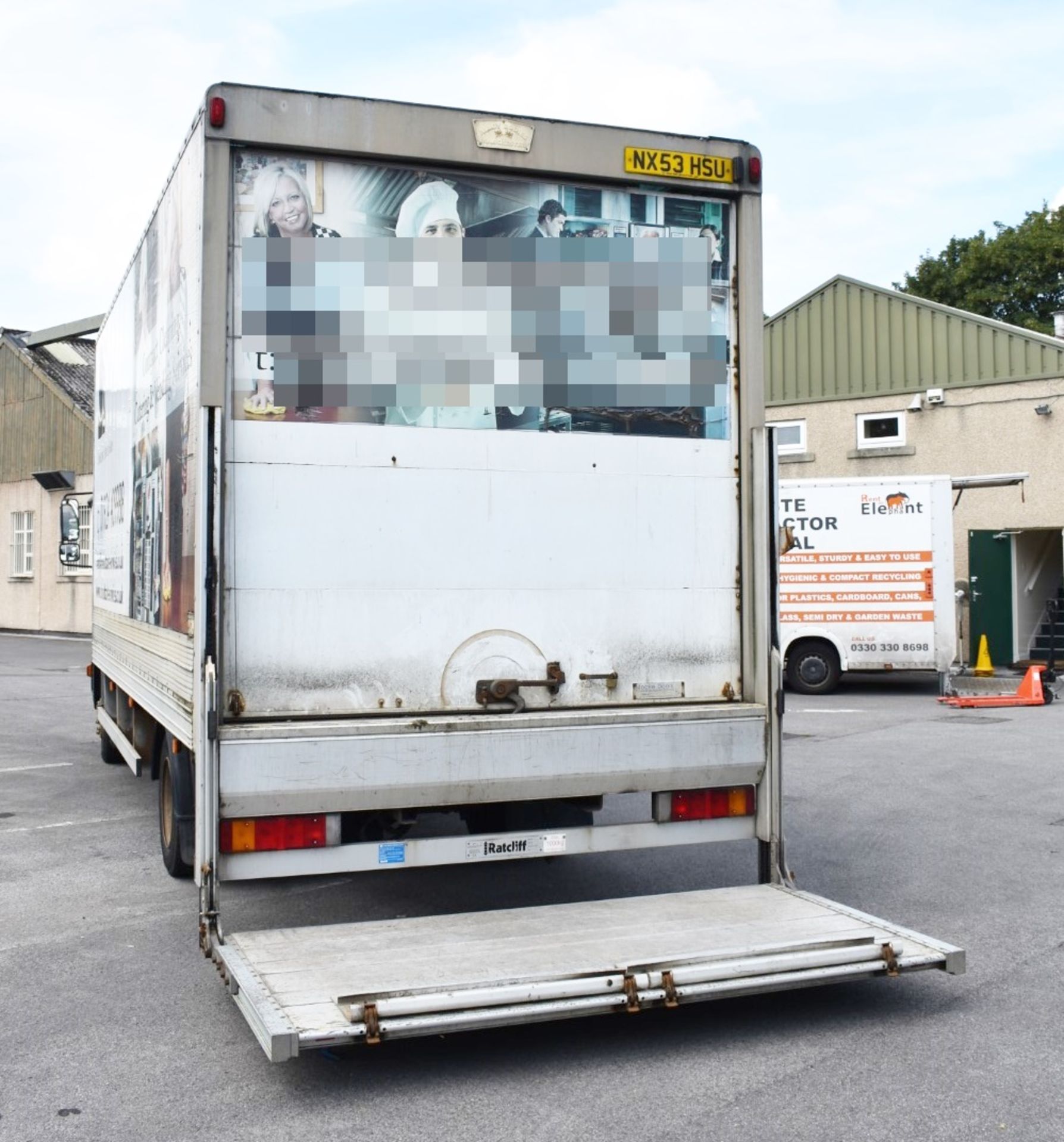 1 x 2003 MAN LE8.140 4.6 Litre Diesel Box Truck With Tail Lift - Includes MOT, Service History, - Image 32 of 42