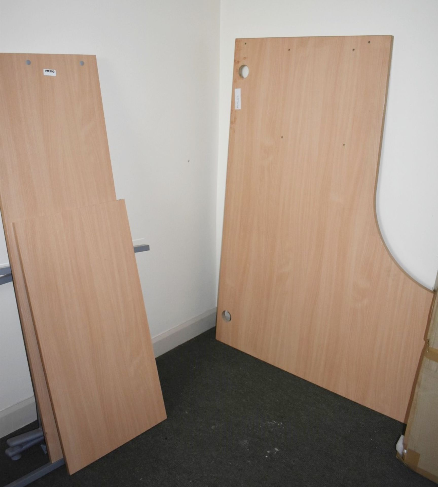 1 x Beech Office Desk - Dismantled Ready For Collection - Ref VM293 B2 - CL409 - Location: Wakefield