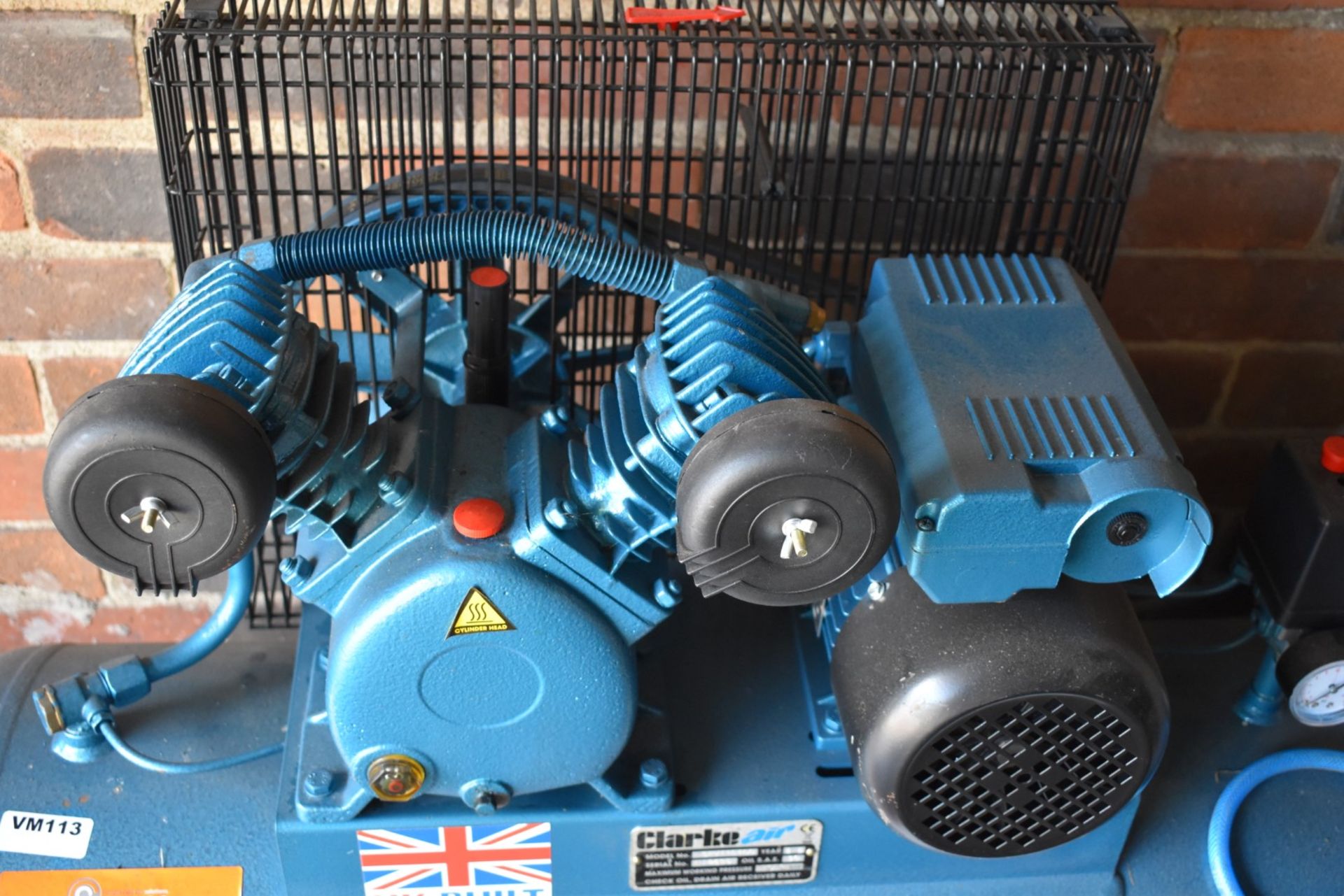 1 x Clarke Air Industrial Air Compressor - 240v - 2015 Model and Rarely Used - Model SEV1 - Red - Image 5 of 7