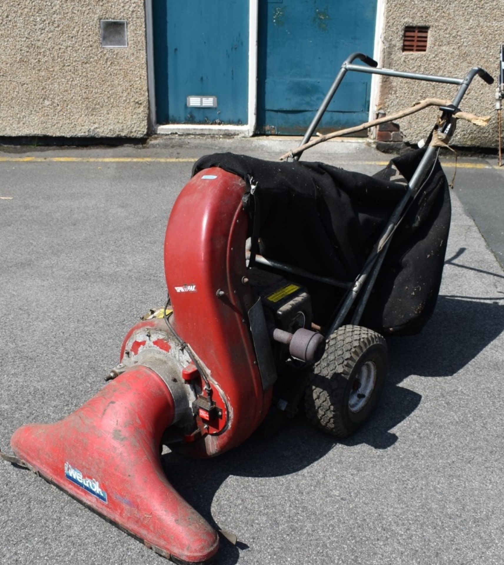 1 x Wetrok Spin Pak Outdoor Gardening Vacuum Sweeper - Ref VM103 B2 - CL409 - Location: Wakefield