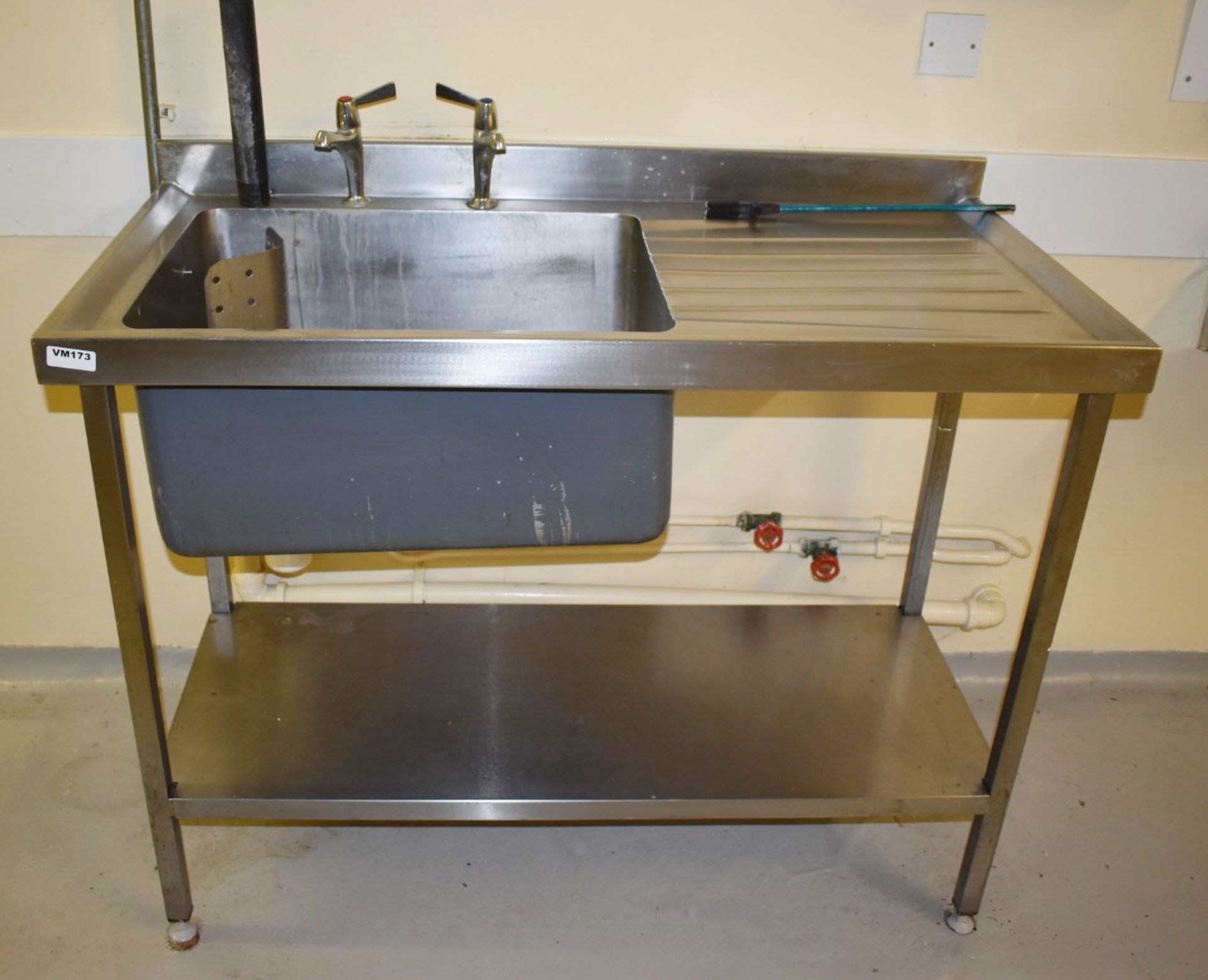 1 x Stainless Steel Sink Basin Wash Unit With Taps and Undershelf - H91 x W120 x D59 cms - Ref VM173