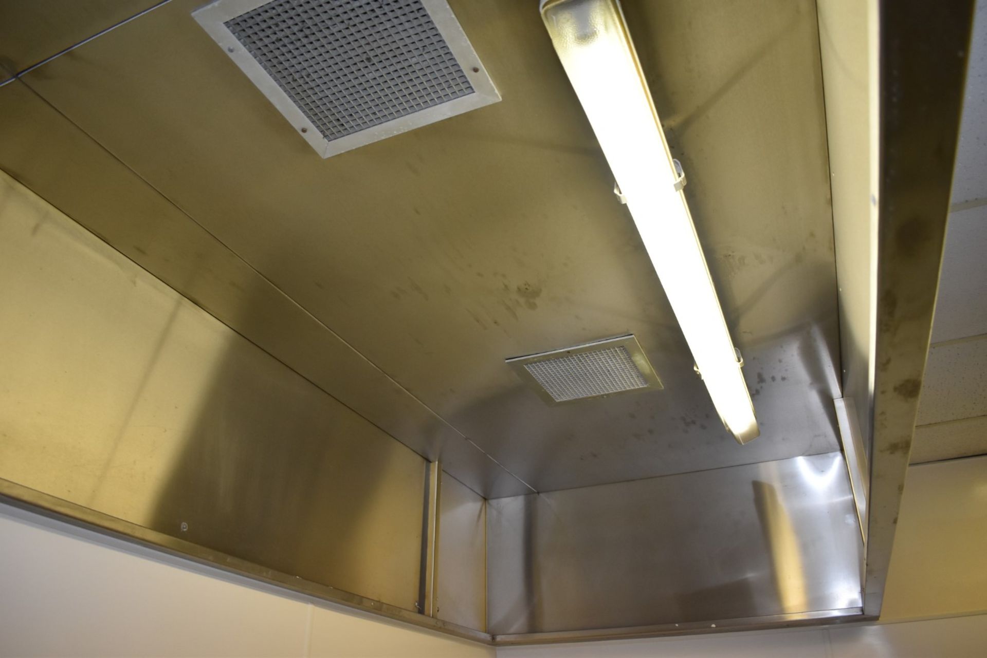 1 x Commerical Kitchen Ceiling Mounted Extractor Hood - Stainless Steel - Breaks into Multiple Parts - Image 6 of 8