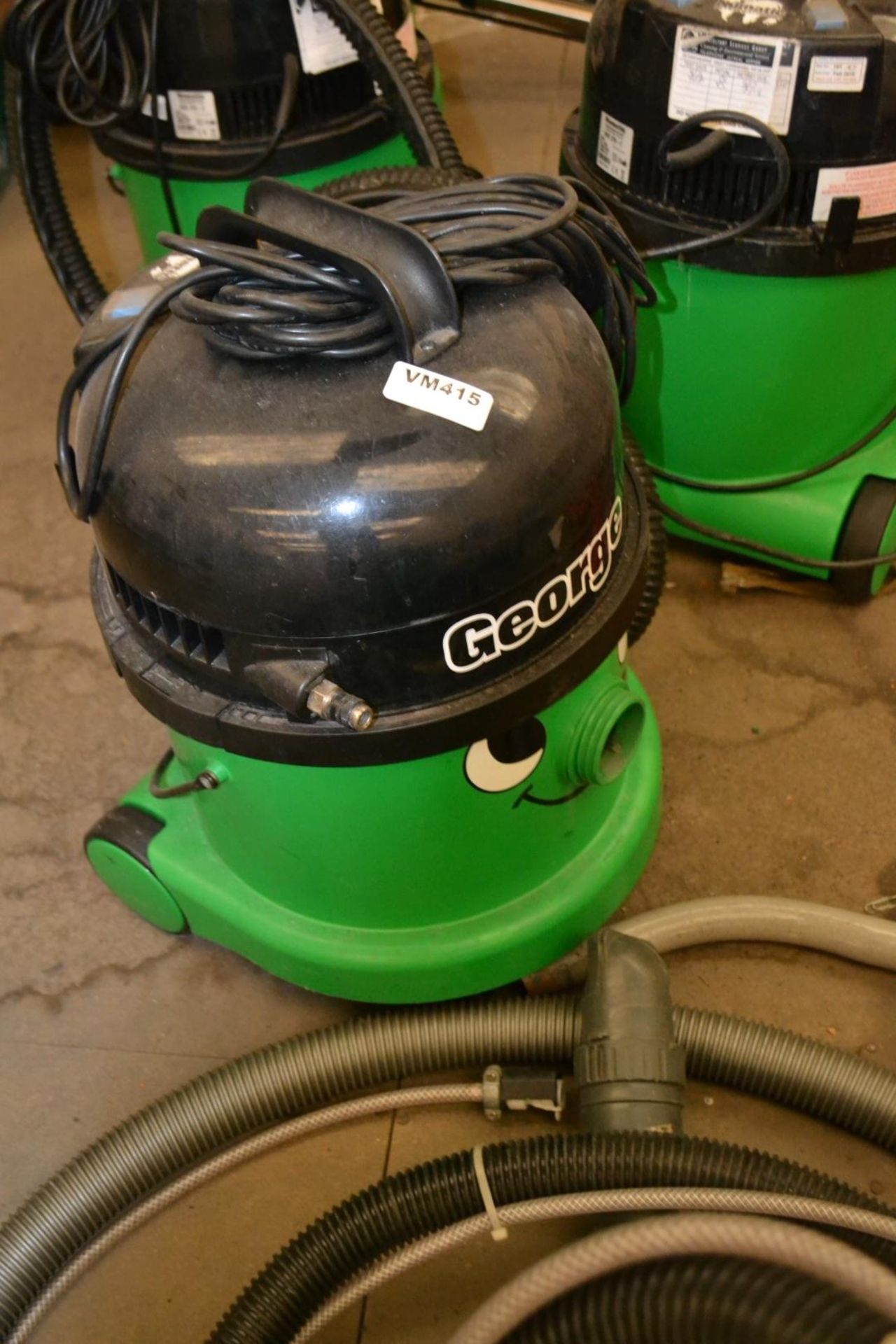 5 x Green Numatic Commercial Vacuum Cleaners GVE 370-2- Ref: VM415 - CL409 - Location: WF16 - Image 4 of 5