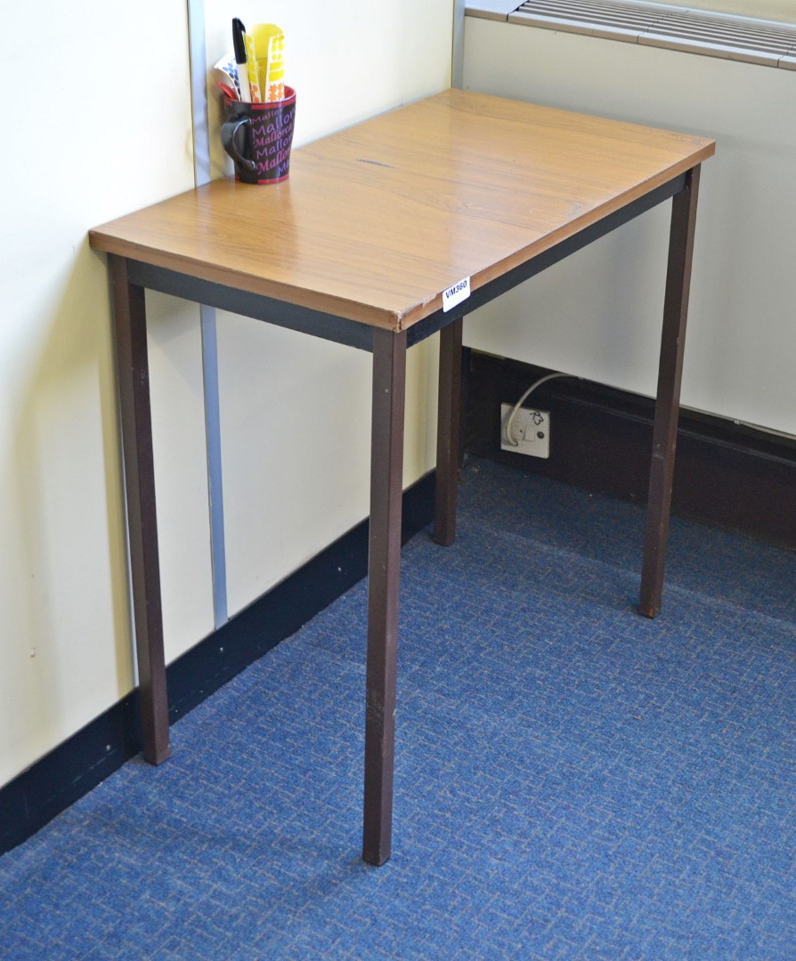 4 x Small Side Office Tables - Ref: VM360, VM363 - CL409 - Location: Wakefield WF16
