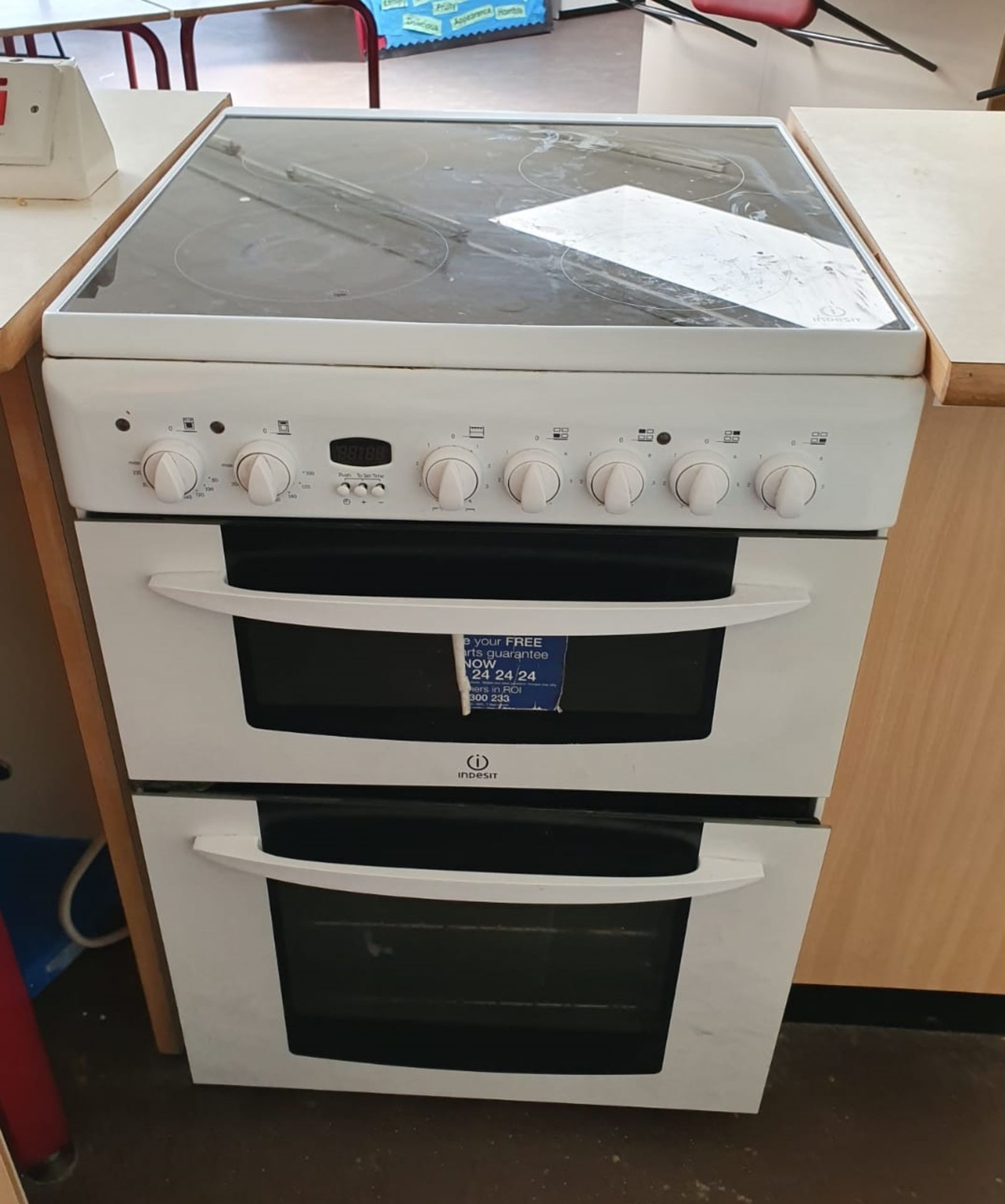 7 x Assorted Cookers By Hotpoint, Belling, Indesit etc - Previously Used For Educational - Image 7 of 7