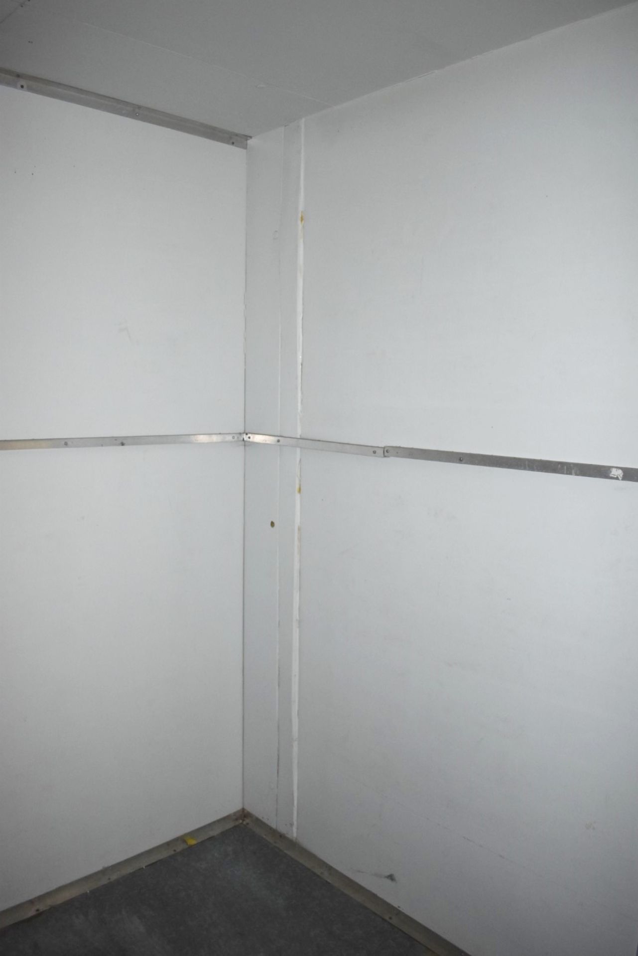 1 x Double Walk-In Refrigerator / Freezer With Searle Air Coolers and Sliding Doors - Ref B2 - Image 8 of 16