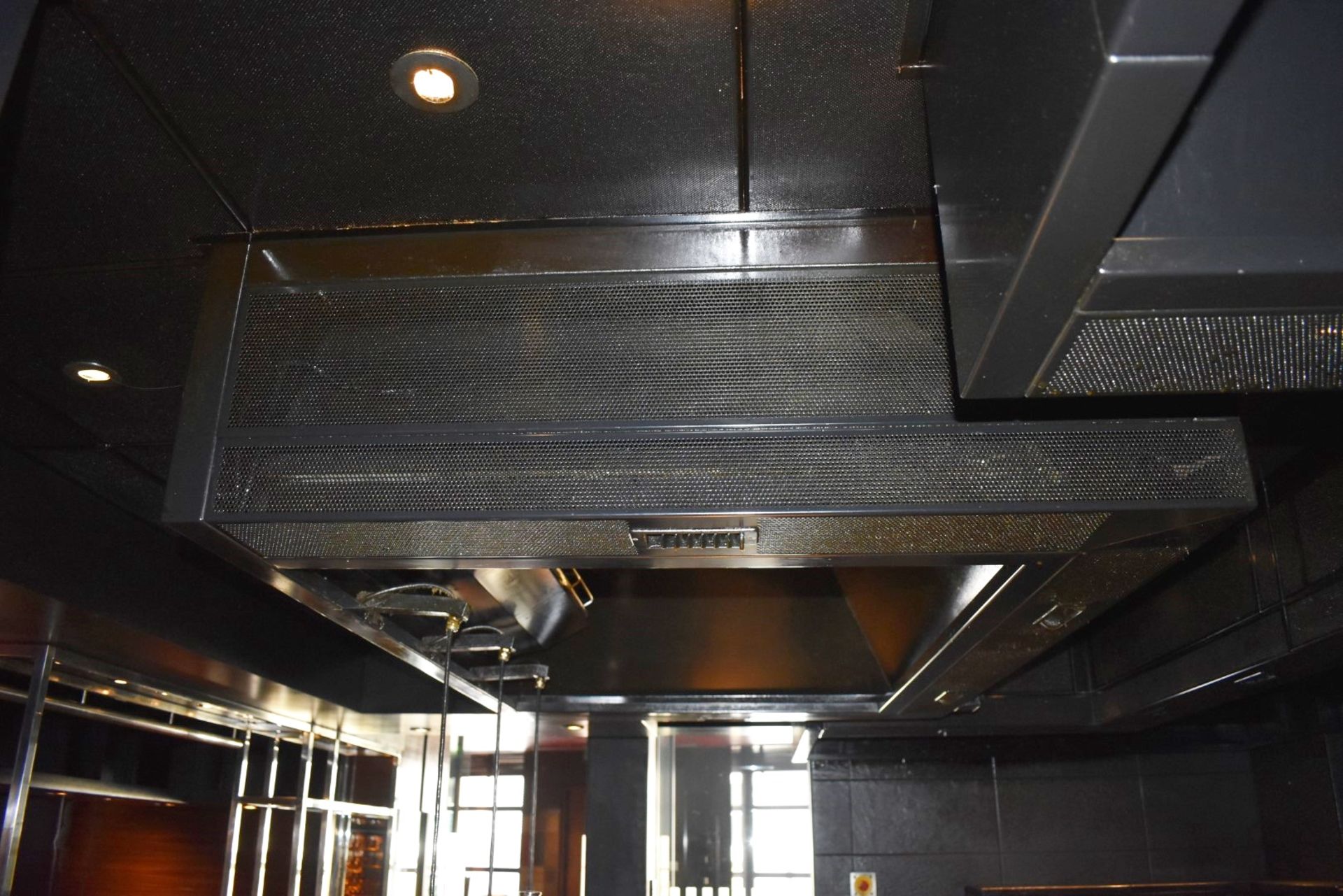 1 x Large Commercial Kitchen Extraction Canopy in Black - CL392 - Ref LD117 1F - Location: London - Image 2 of 11