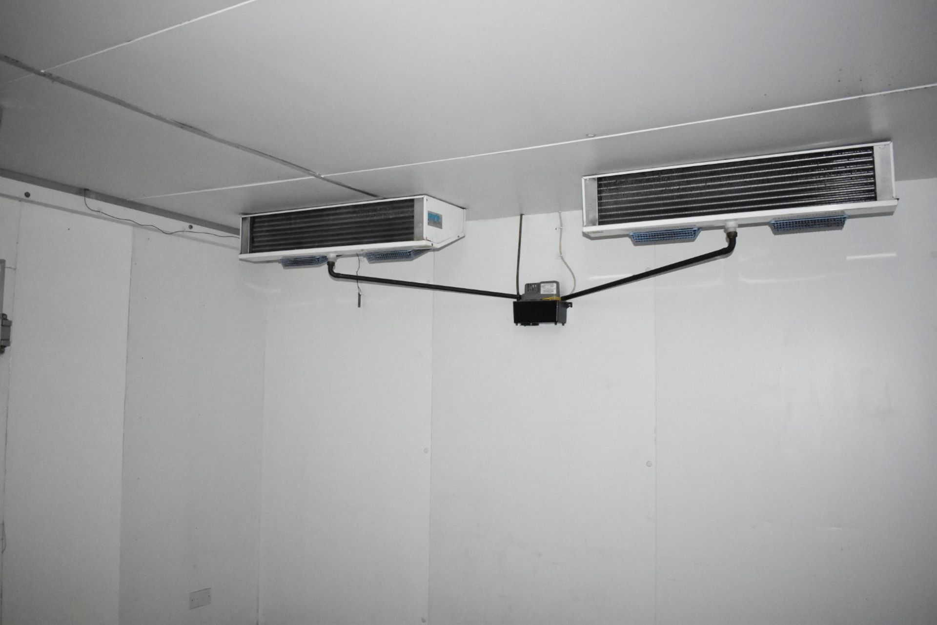 1 x Double Walk-In Refrigerator With External and Integrated Enclosures and Searle Air Coolers - Ref - Image 7 of 33