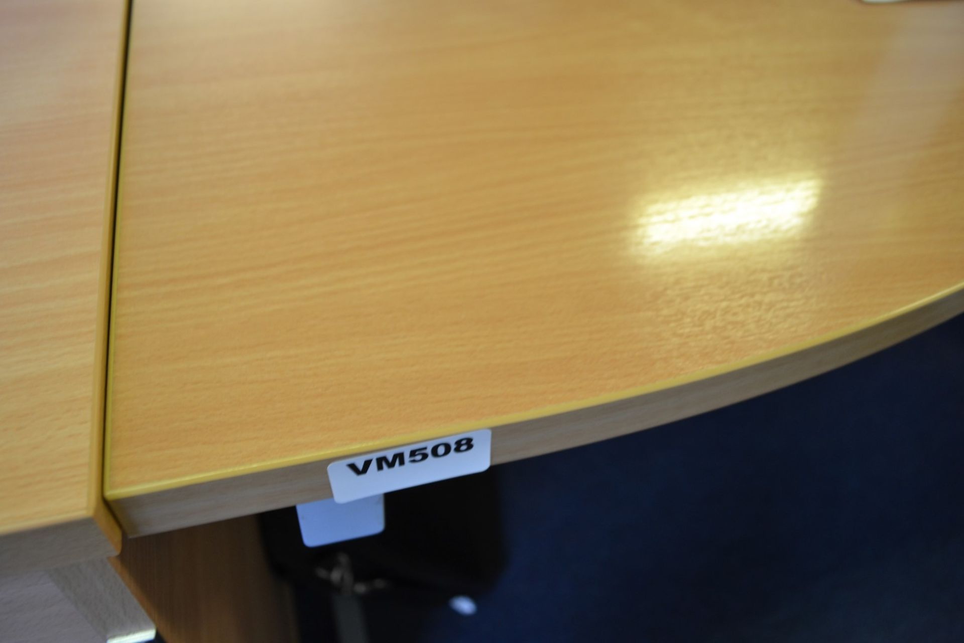 Beech Office Desk and 2 x Pedestals Set - Ref: VM508/Main Landing B1 - CL409 - Location: Wakefield - Image 3 of 7