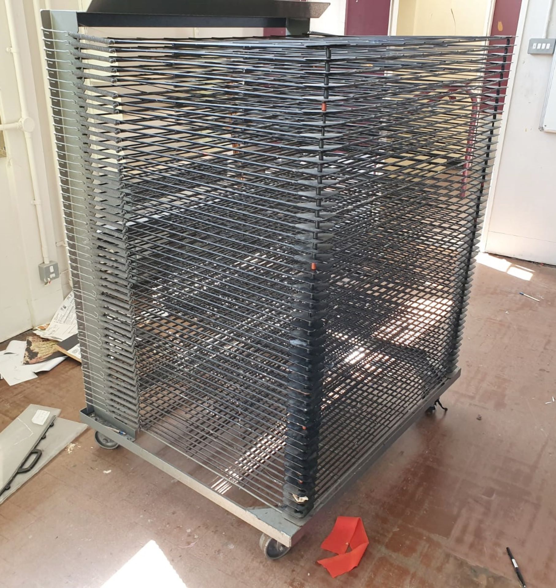 1 x Large Mobile Art Drying Rack - Approx 48 Sheet Capacity - CL499 - Location: Borehamwood WD6