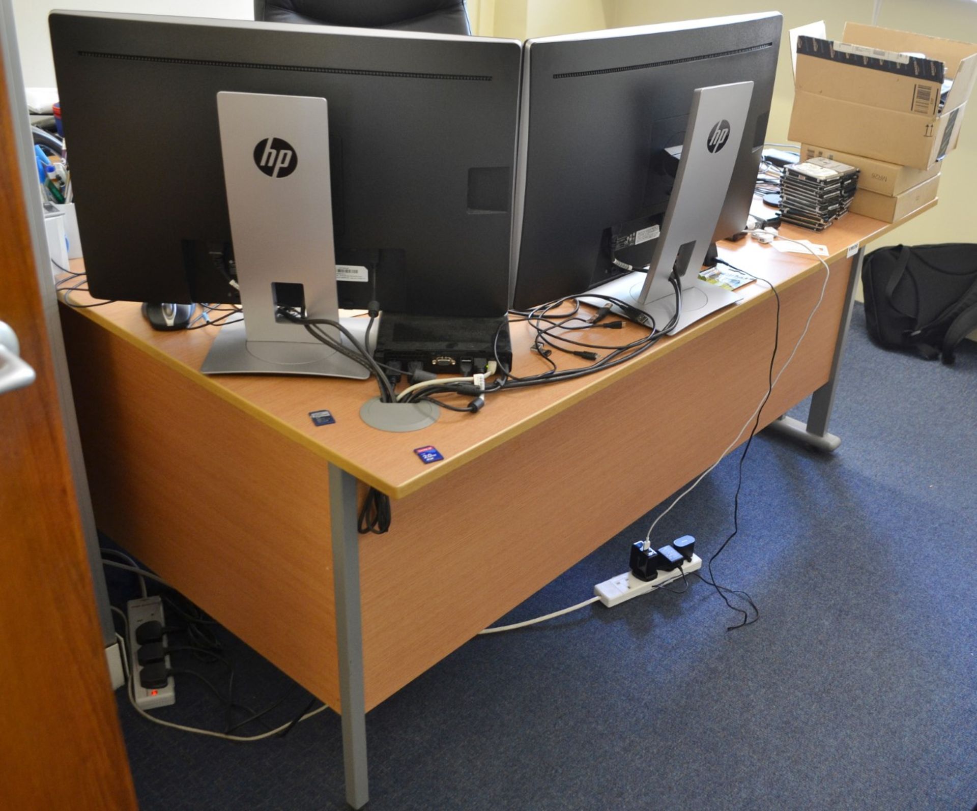 1 x Office Furniture Set - Ref: VM536, 537, 538, 540/A15 B1 - CL409 - Location: Wakefield WF16 - All