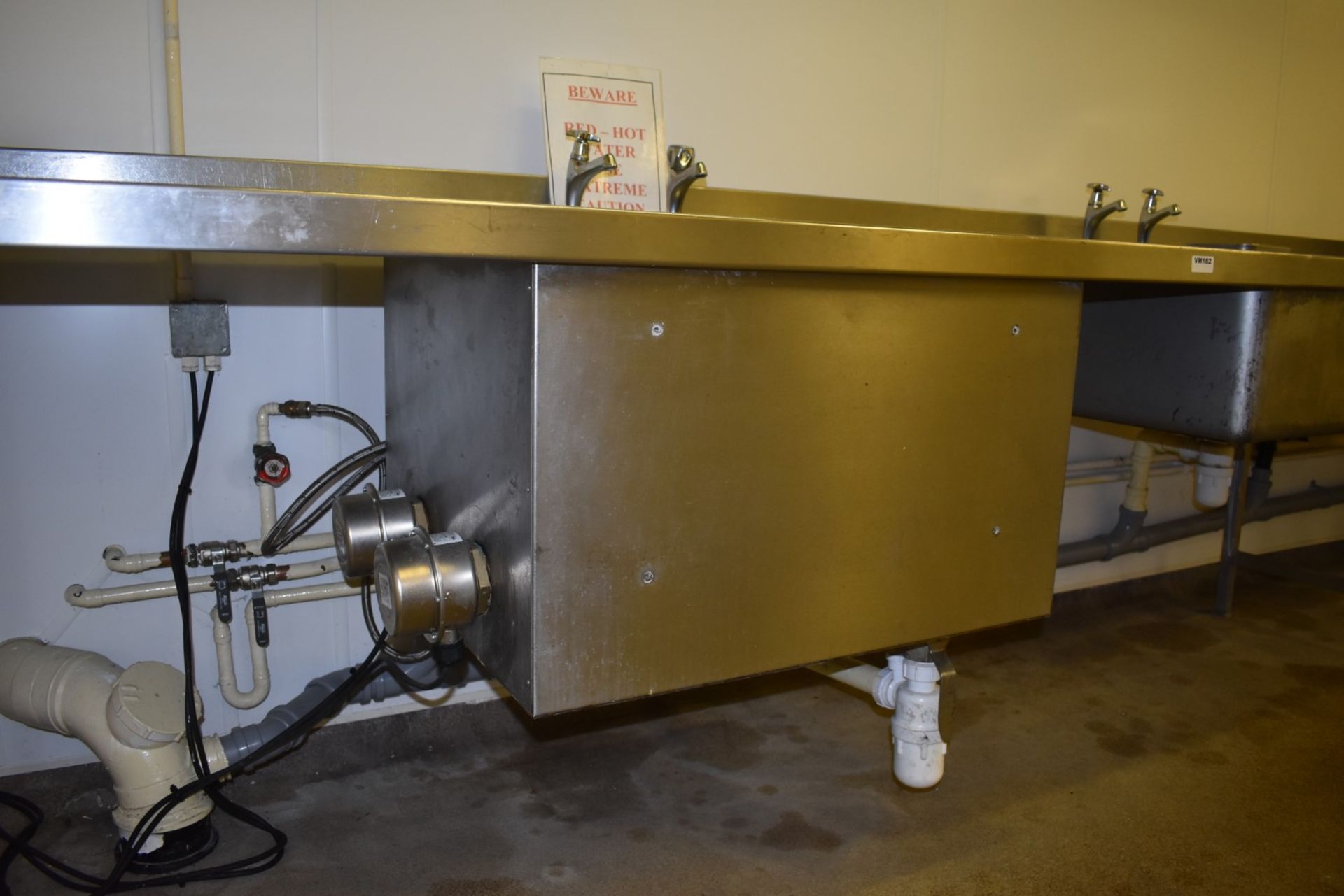 1 x Stainless Steel Wash Station With Two Wash Basins and One EWB Boiling Water Basin - Approx 18 - Image 7 of 15
