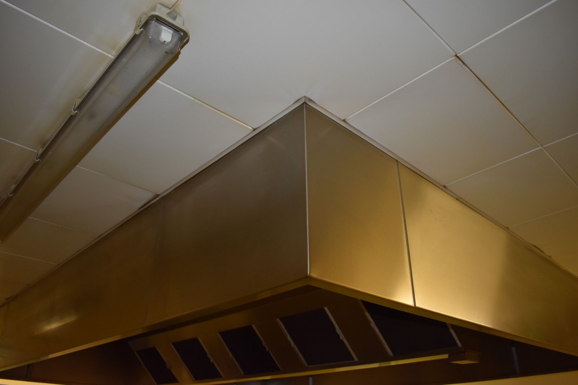 1 x Commerical Kitchen Ceiling Mounted Extractor Hood - Stainless Steel - Breaks into Multiple Parts - Image 6 of 17