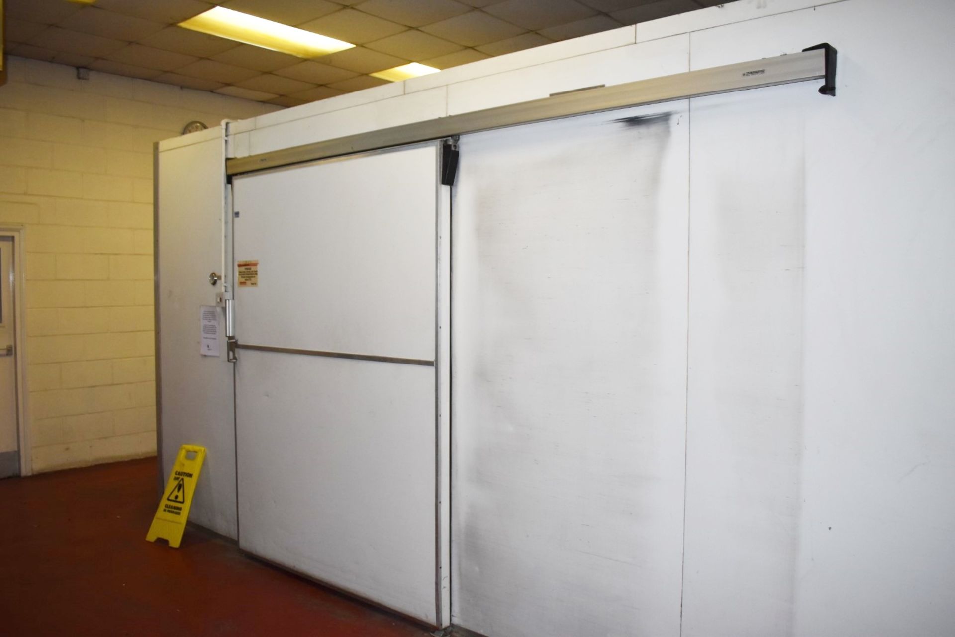 1 x Double Walk-In Refrigerator With External and Integrated Enclosures and Searle Air Coolers - Ref - Image 2 of 33