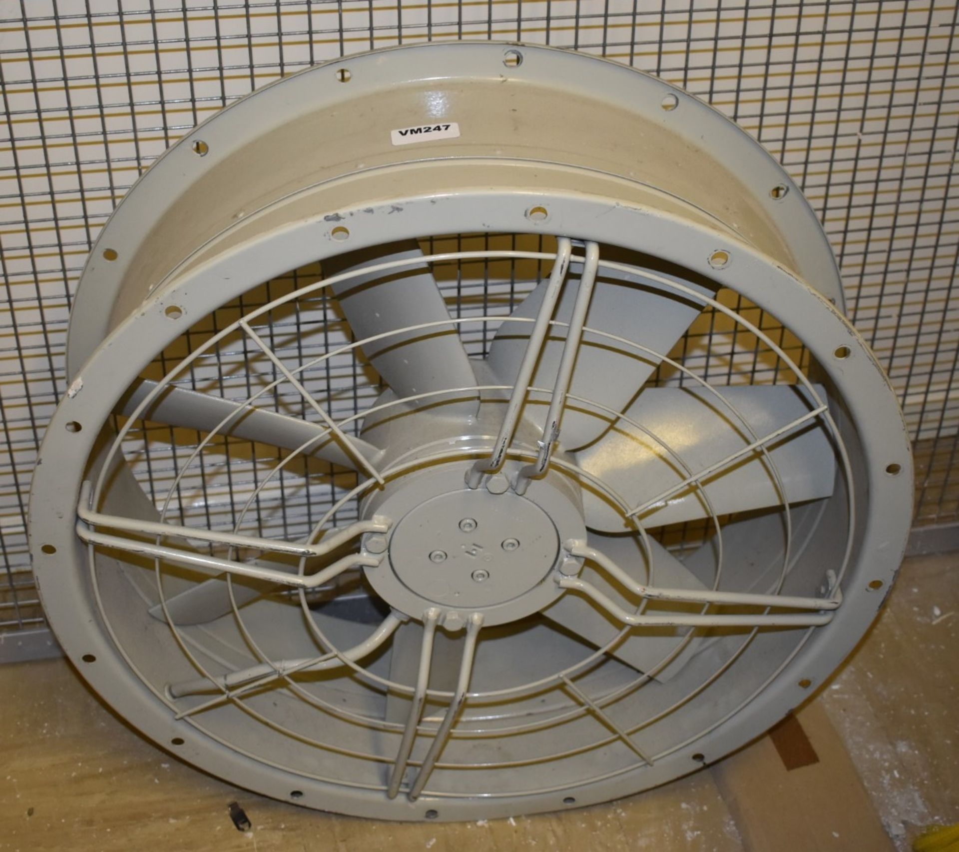 1 x Large Industrial Fan With Enclosure - Diameter 71 cms x Enclosure Depth 22 cms - Ref VM247 - Image 3 of 3