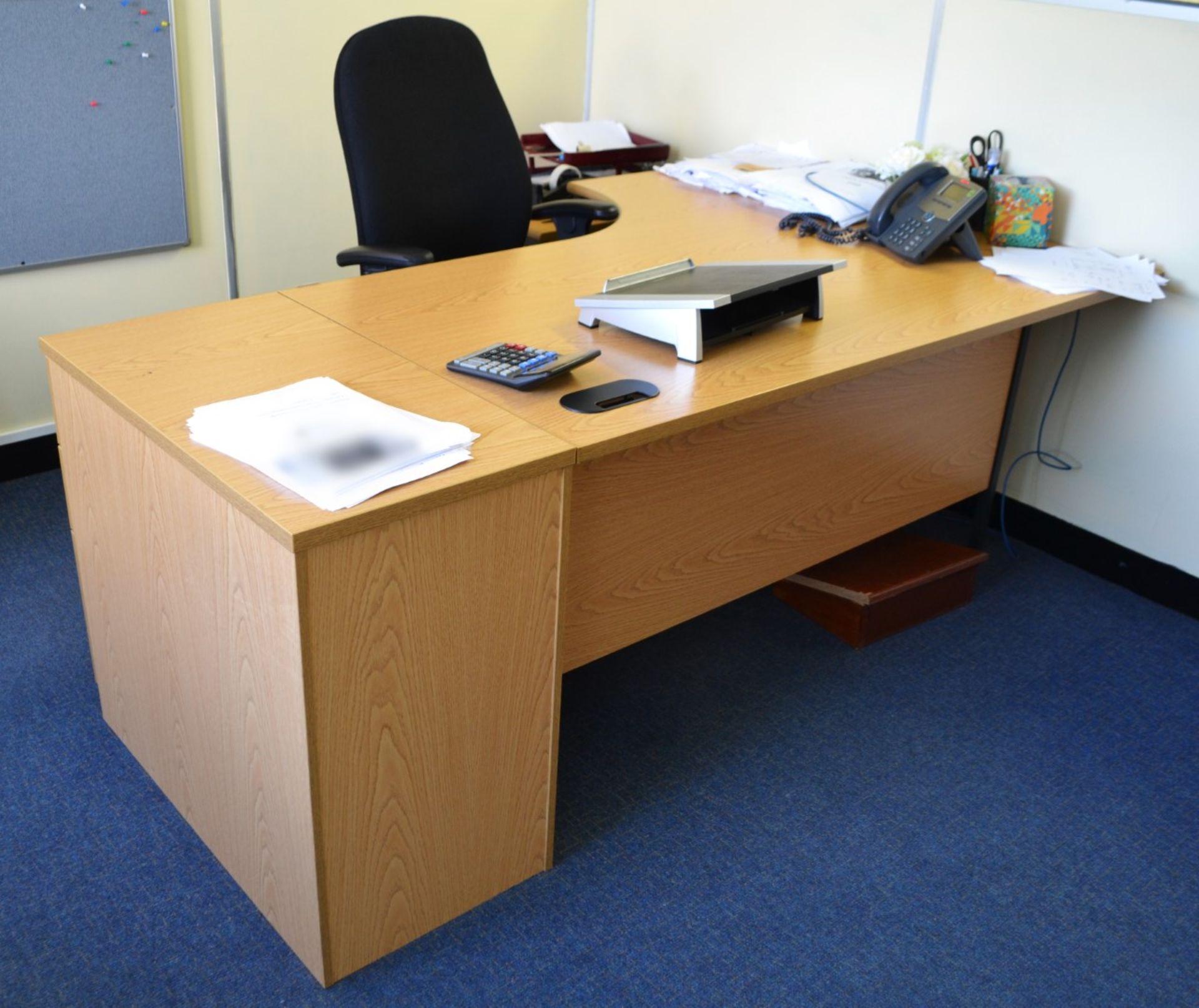 Large Office Furniture Set - Ref: VM332 - CL409 - Location: Wakefield WF16