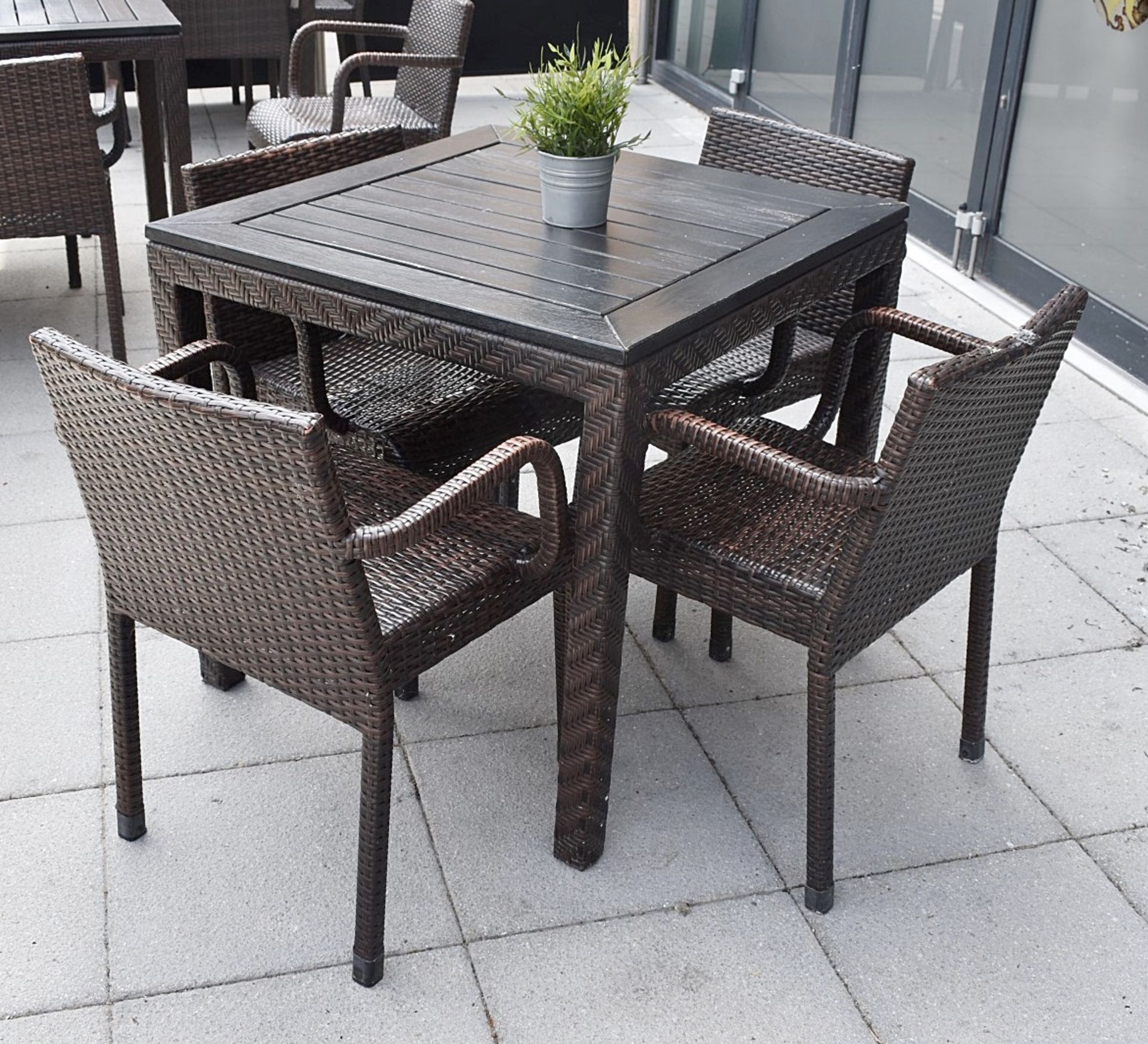 4 x Outdoor Rattan Garden Chairs With A Matching Square Table - Bild 2 aus 5