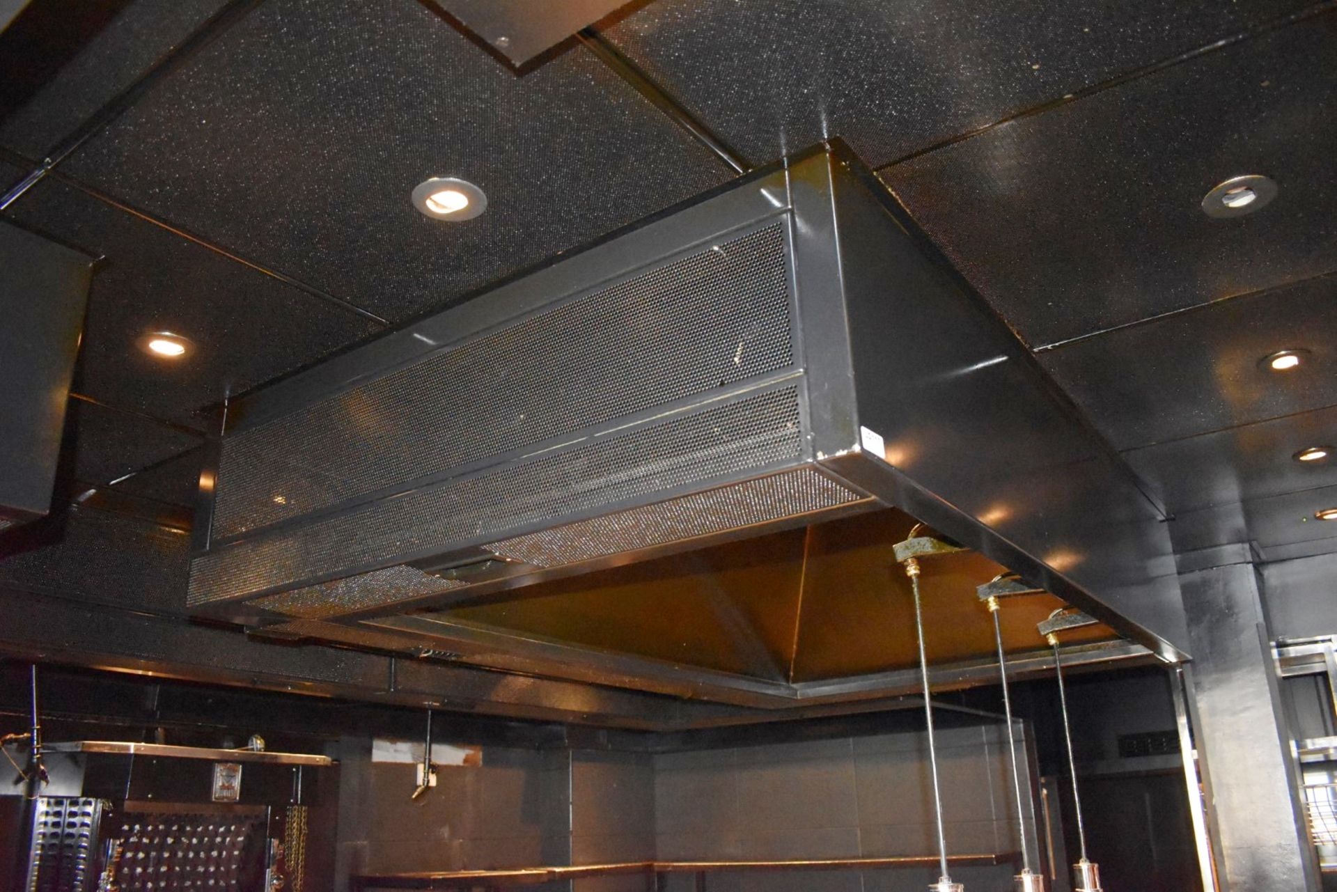 1 x Large Commercial Kitchen Extraction Canopy in Black - CL392 - Ref LD117 1F - Location: London - Image 7 of 11