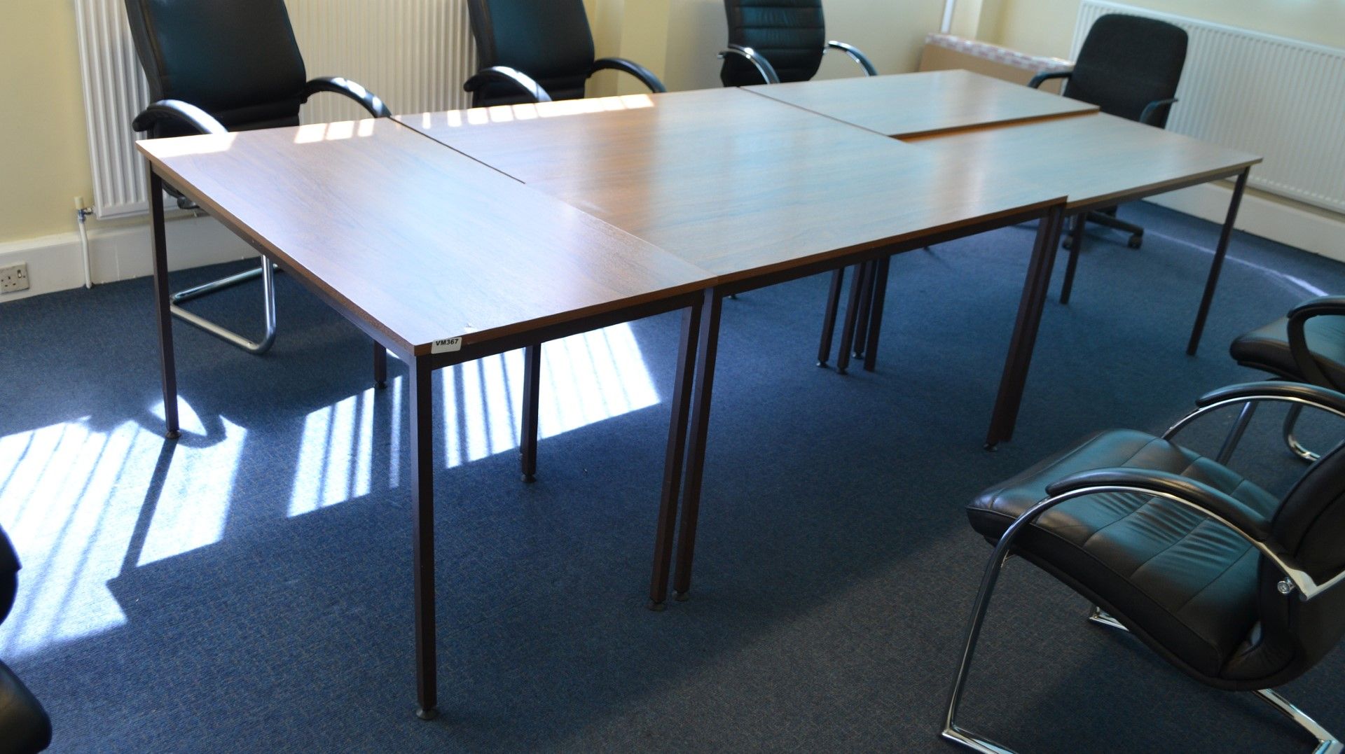 5 x Rectangular Office Desks Finished In Oak - Ref: VM367 - CL409 - Location: Wakefield WF16 - Image 4 of 5