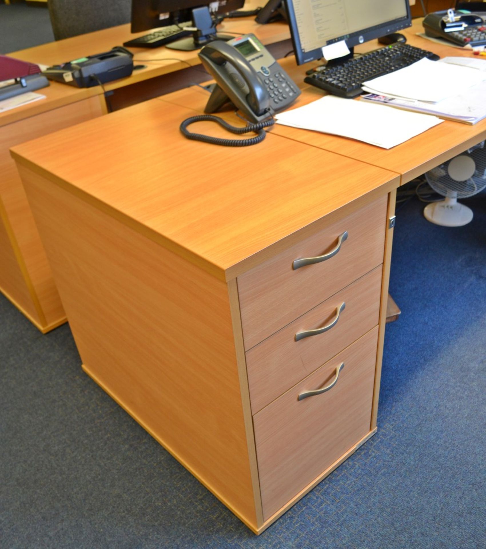 1 x Beech Office Desk And Pedestal - Ref: VM392 - CL409 - Location Wakefield WF16 - Image 4 of 4