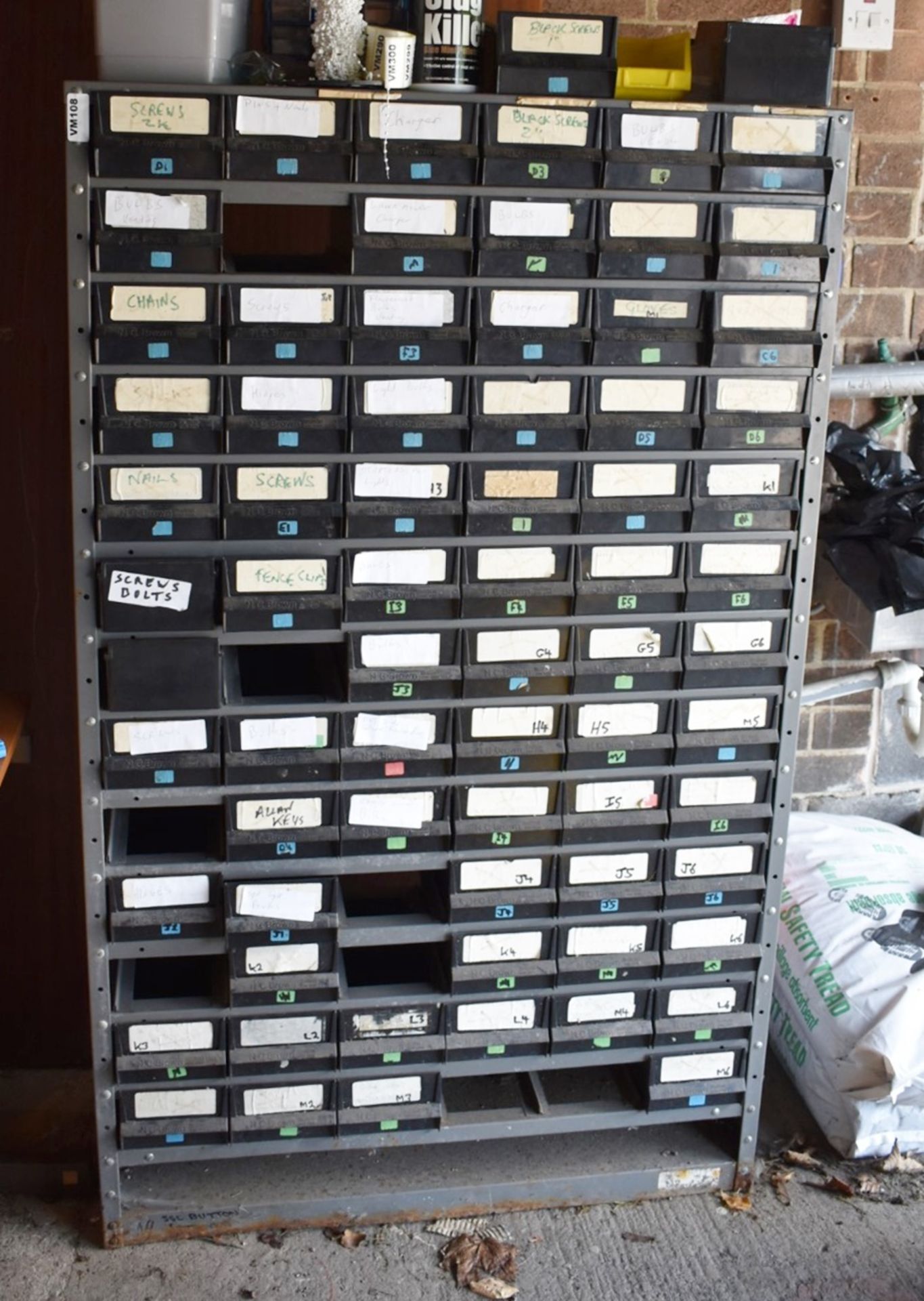 1 x Multi Drawer Unit With Metal Enclosure - H149 x W90 x D30 cms - CL409 - Location: Wakefield