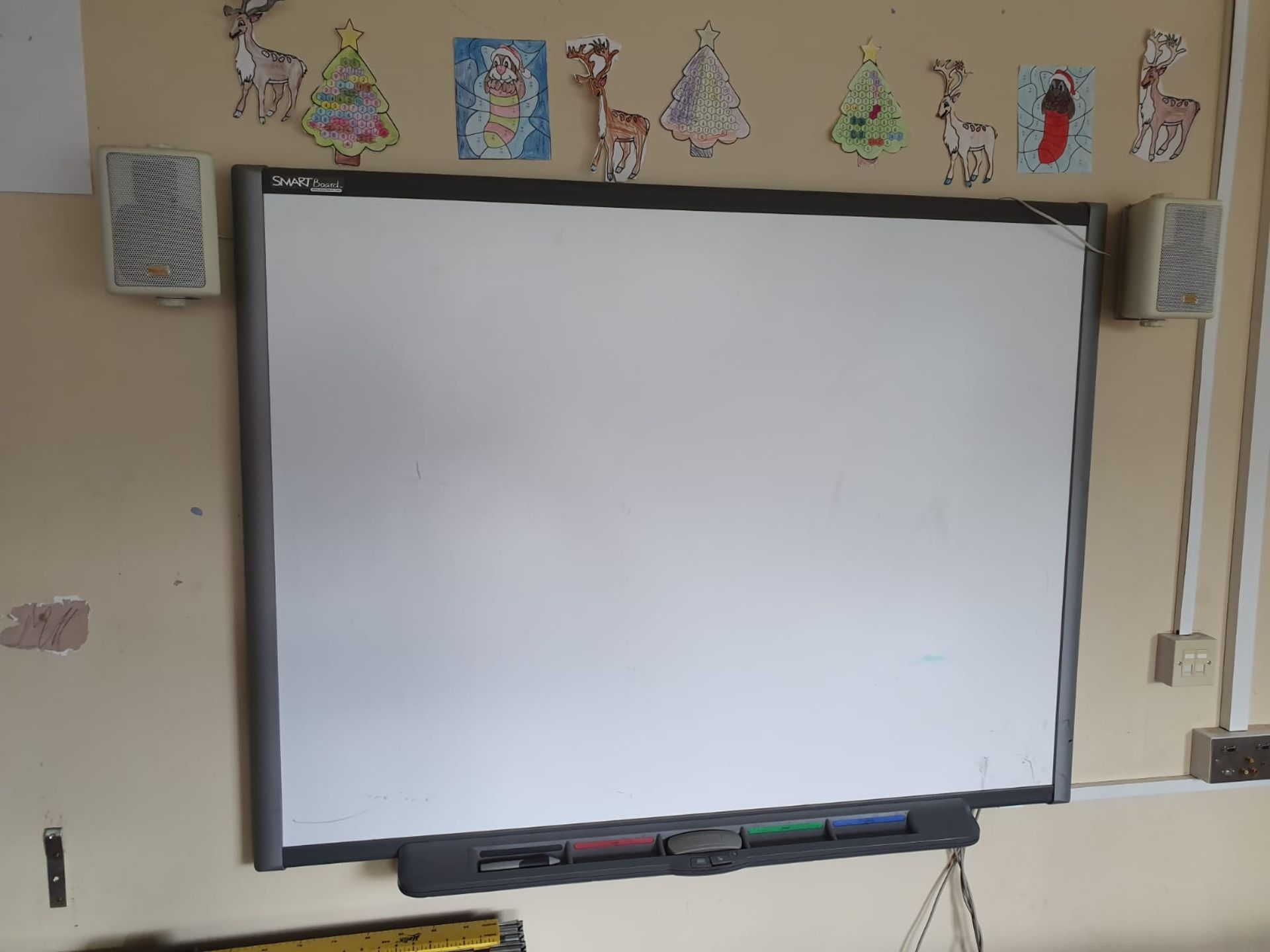 1 x Smart Interactive White Board With Speakers - Large Size - CL499 - Location: Borehamwood - Image 3 of 3