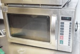 1 x Daewoo KOM-9P11 Commercial Stainless Steel Microwave - Ref FE163 - CL499 - Location: London