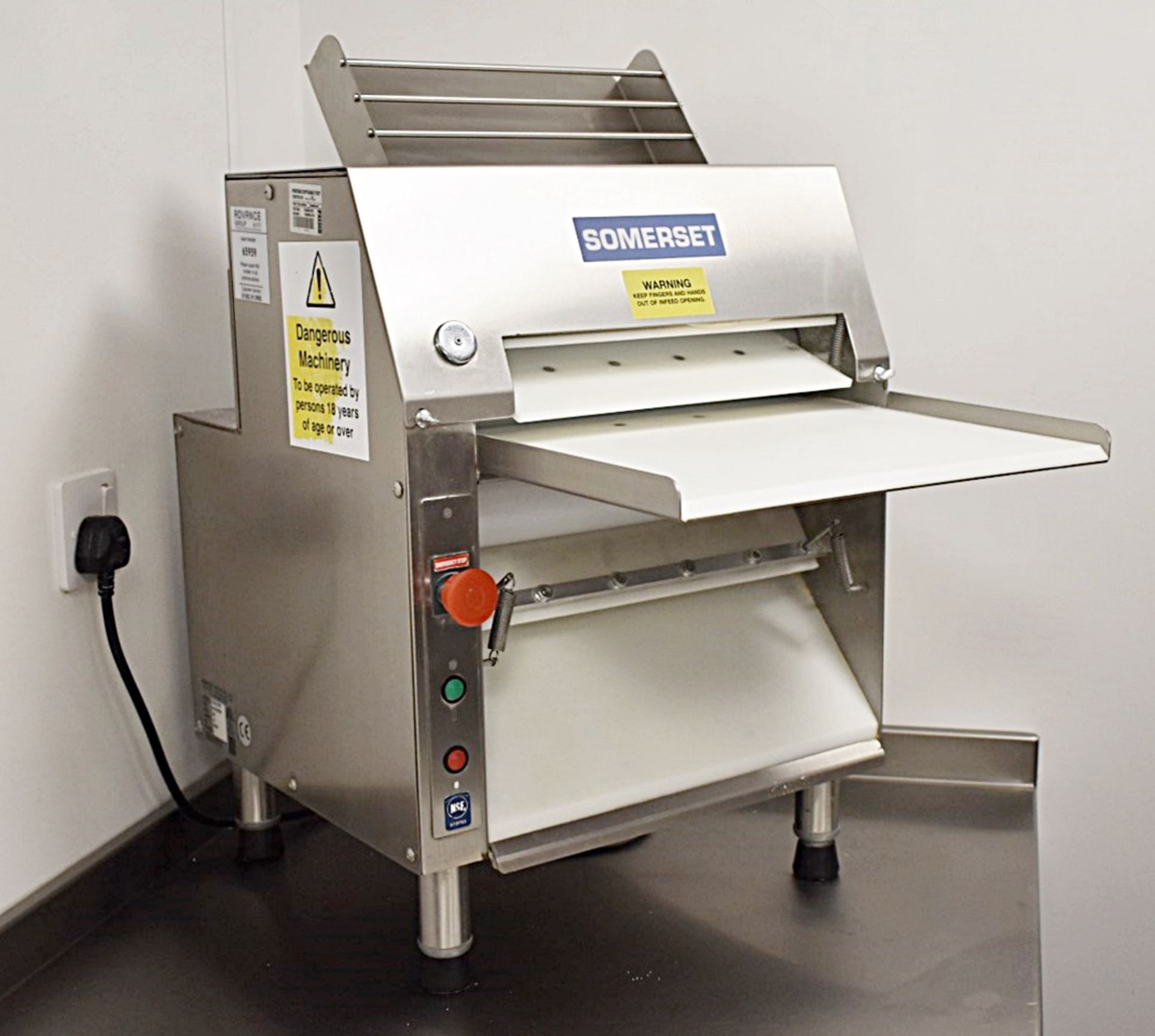 1 x Somerset Dough Roller - Model CDR1550 - Suitable For Pizza, Naans, Chatati Wraps etc - Ref FB180