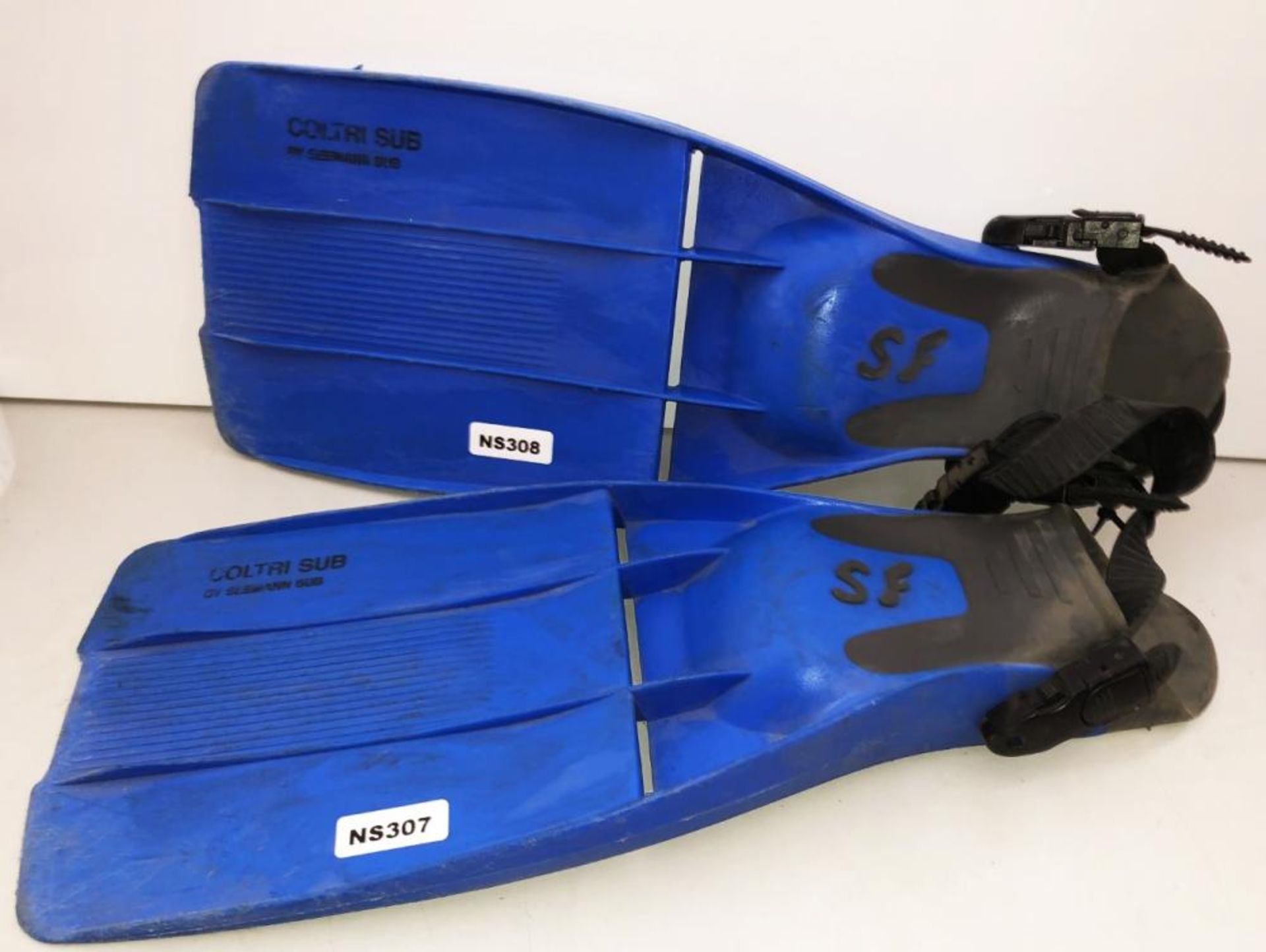 5 x Pairs Of Various Diving Fins - Ref: NS305, NS306, NS307, NS308, NS309, NS310, NS311, NS312, NS31 - Image 13 of 15