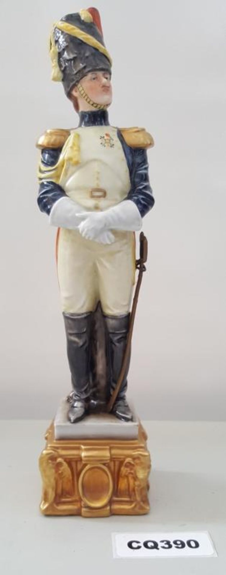 1 x Rare Italian Capodimonte Porcelain Bruno Merli Soldiers Figurines - Ref CQ390 E