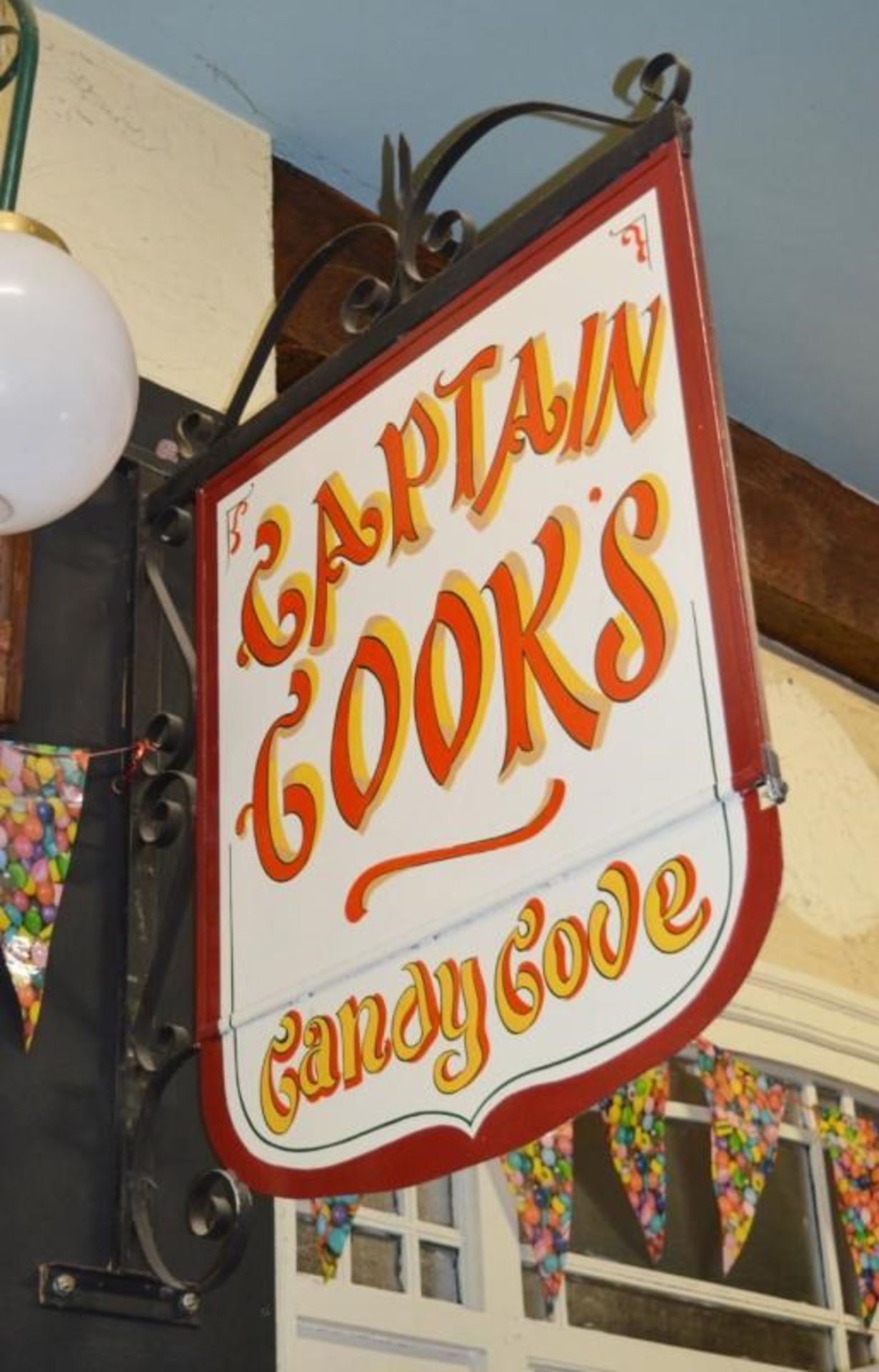 1 x Captain Cooks Candy Cove Swinging Metal Shop Sign - 121 x 91 cms - CL011 - Location: - Image 5 of 5