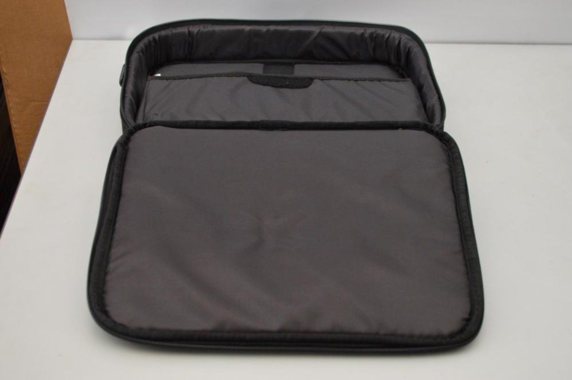 12 x Big Change Tablet Bags 16inchs - Ref TP394 - CL394 - Location: Altrincham WA14 - UP N A - Image 3 of 5