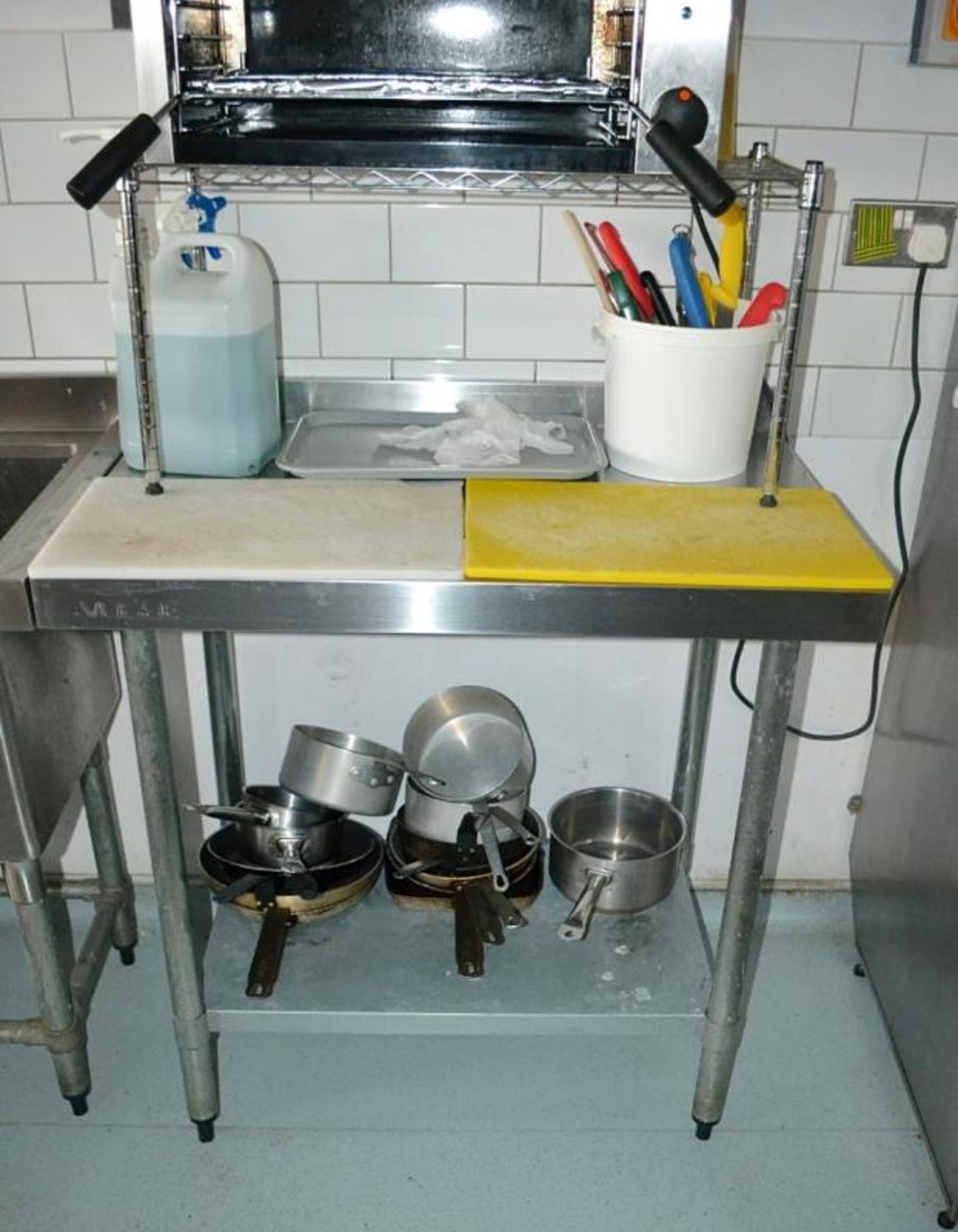 1 x VOGUE Stainless Steel Worktable and Bottom Shelf Upstand - CL425 - Location: Altrincham WA14 - U