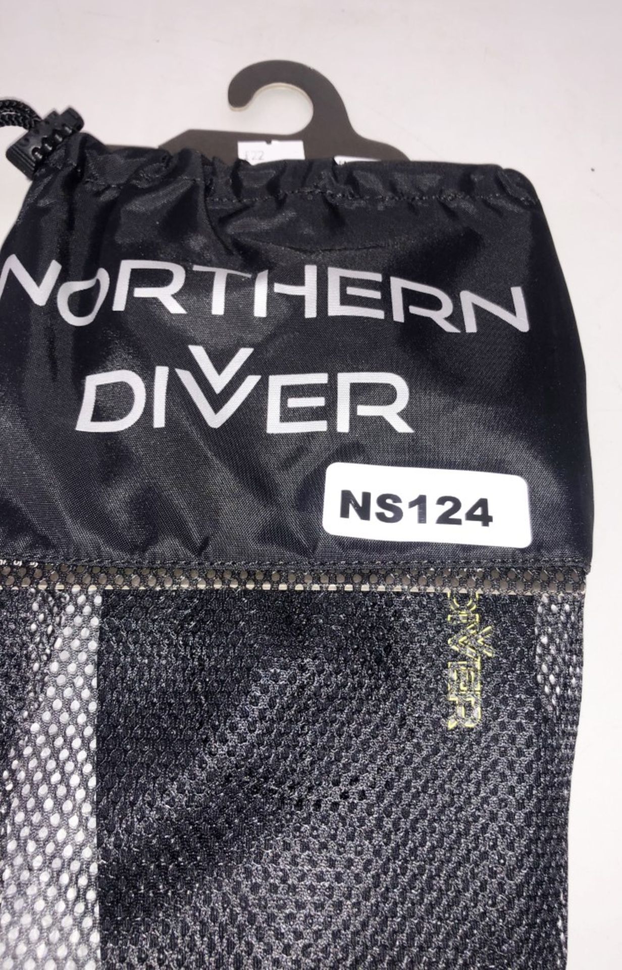 6 Pairs Of New Scuba Gloves - CL349 - Altrincham WA14 - Image 13 of 25