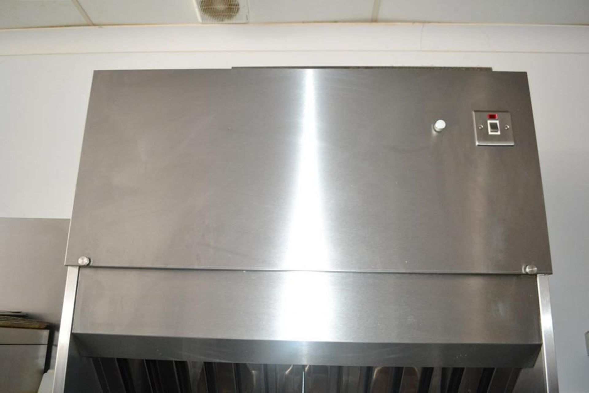 1 x Lincat Silverlink 6 Plate Commercial Electric Burner and Extraction Unit - CL425 - Location: Alt - Image 14 of 16