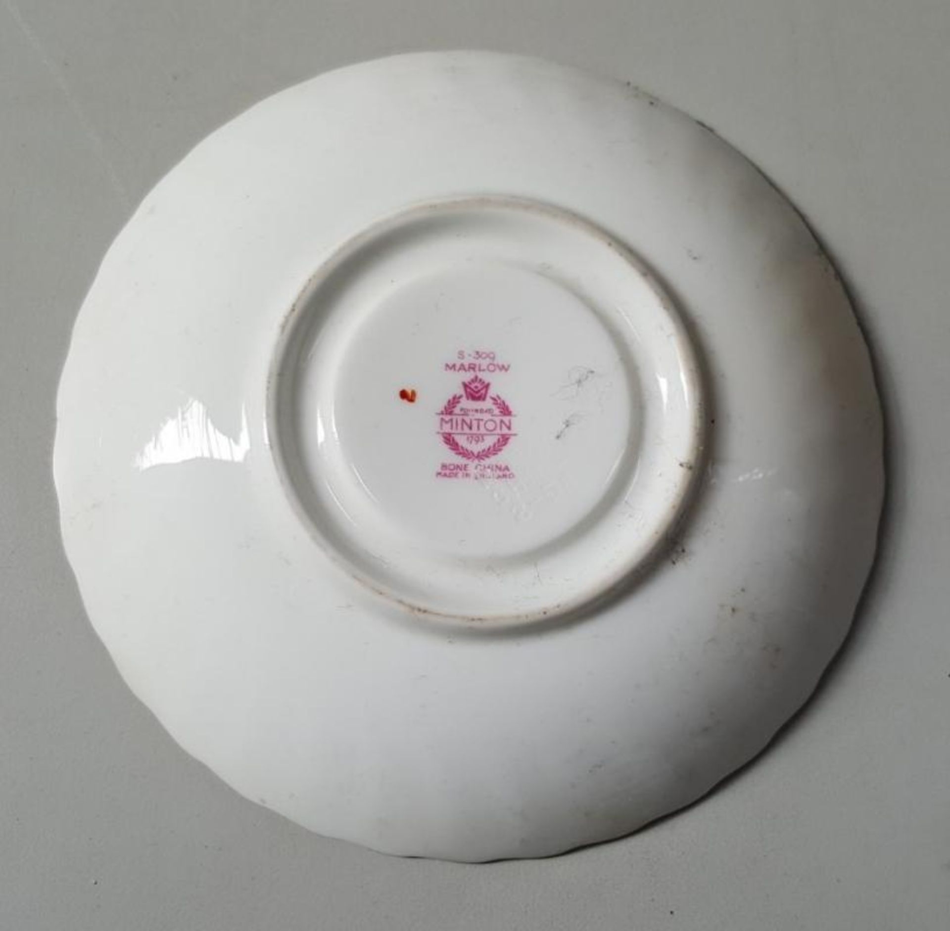 6 x Vintage British Minton Bone China Plates - Ref CQ372/CQ381/CQ385 E - CL334 - Dimensions:CQ385( L - Image 3 of 7