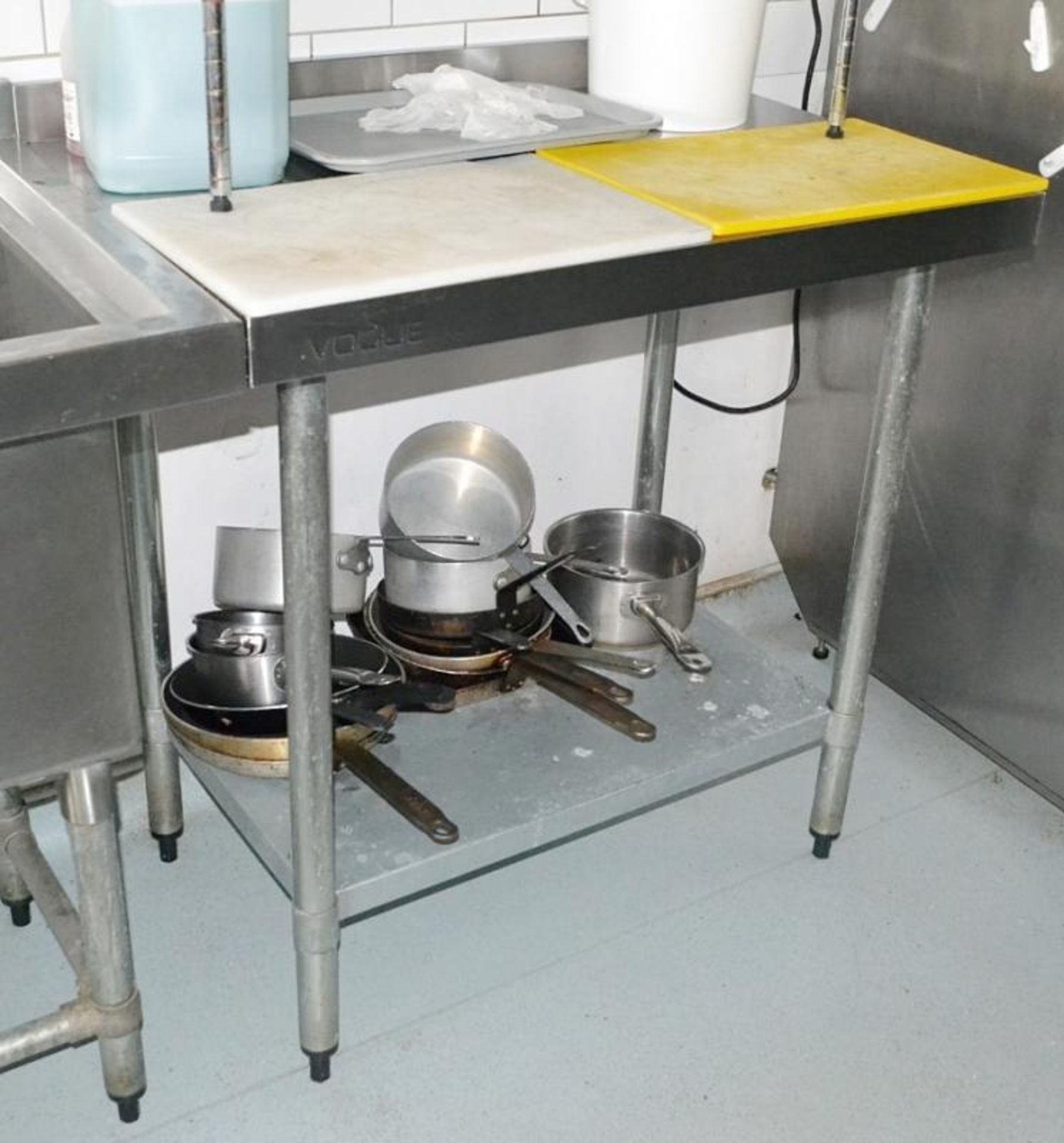 1 x VOGUE Stainless Steel Worktable and Bottom Shelf Upstand - CL425 - Location: Altrincham WA14 - U - Image 2 of 5