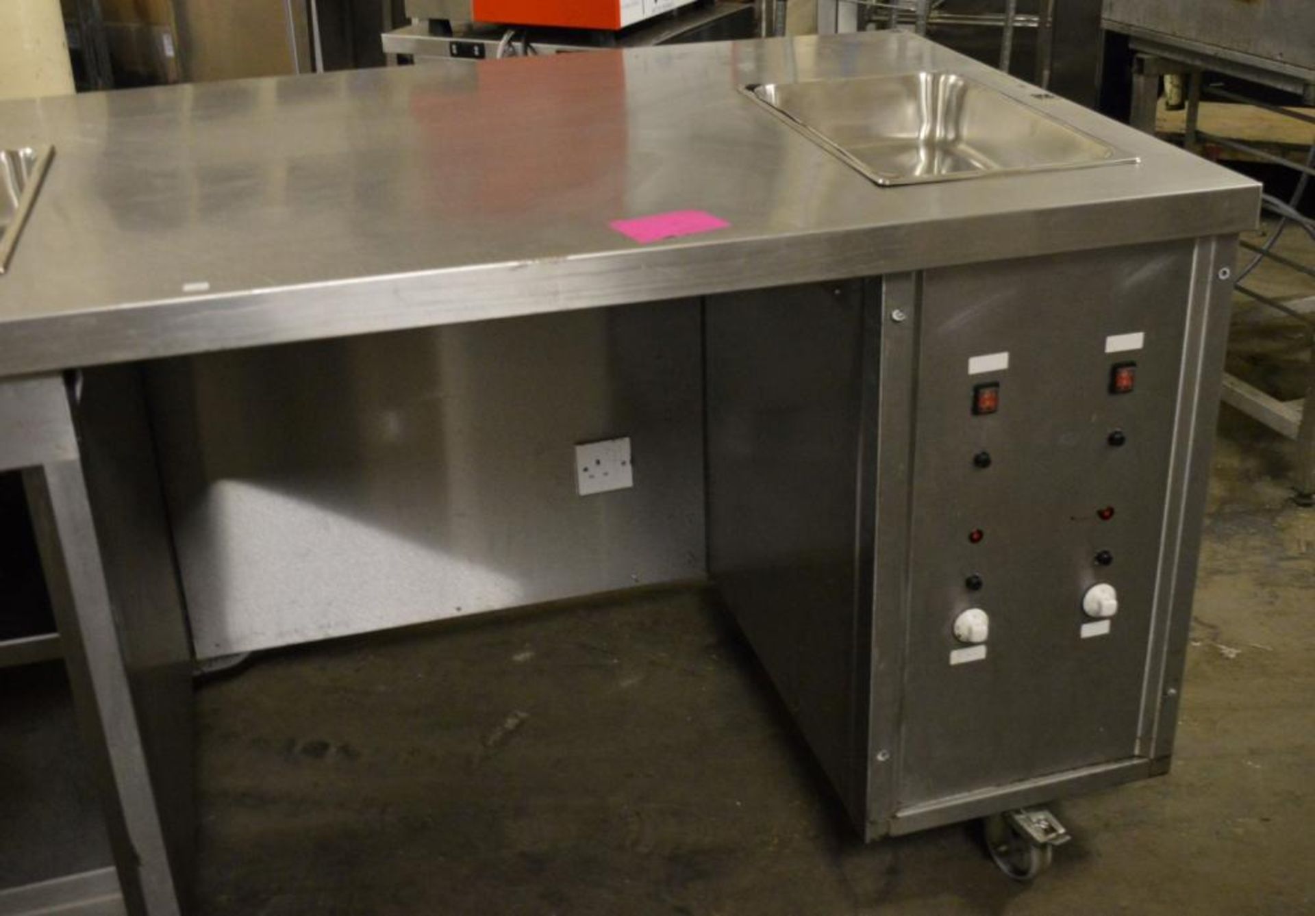 1 x Large Caterform Preparation Island on Castors With Integrated Baine Maries and Warming - Image 4 of 10