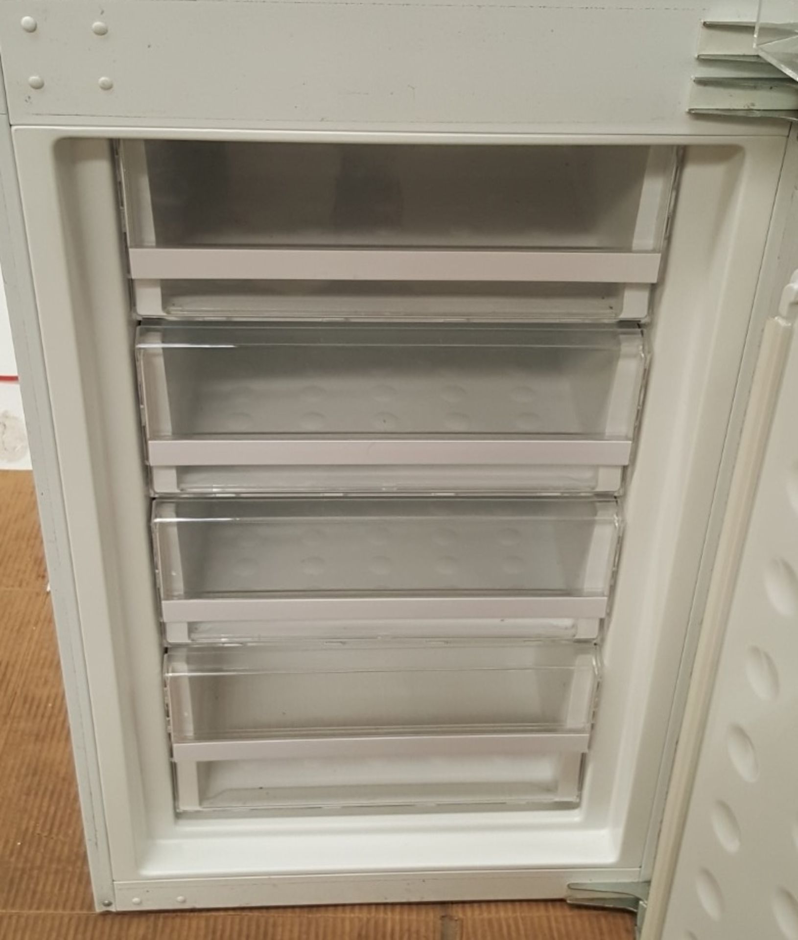 1 x Prima Integrated 50/50 Frost Free Fridge Freezer LPR475A1 - Ref BY188 - Image 3 of 8