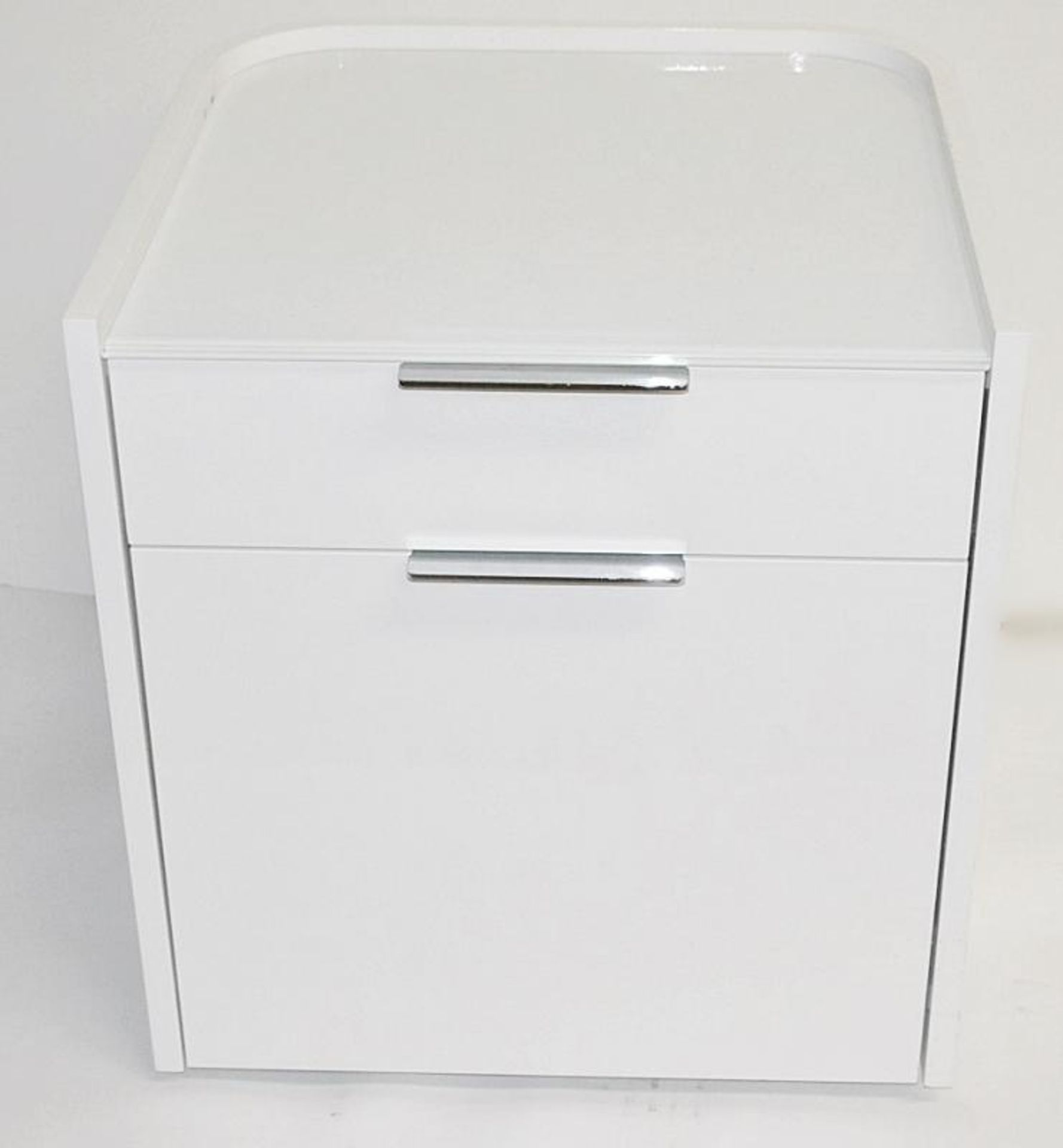 1 x LIGNE ROSET Hyannis Port Filing Cabinet - Ex-Display In Great Condition - Ref: 5687818 - CL087 - - Image 2 of 6