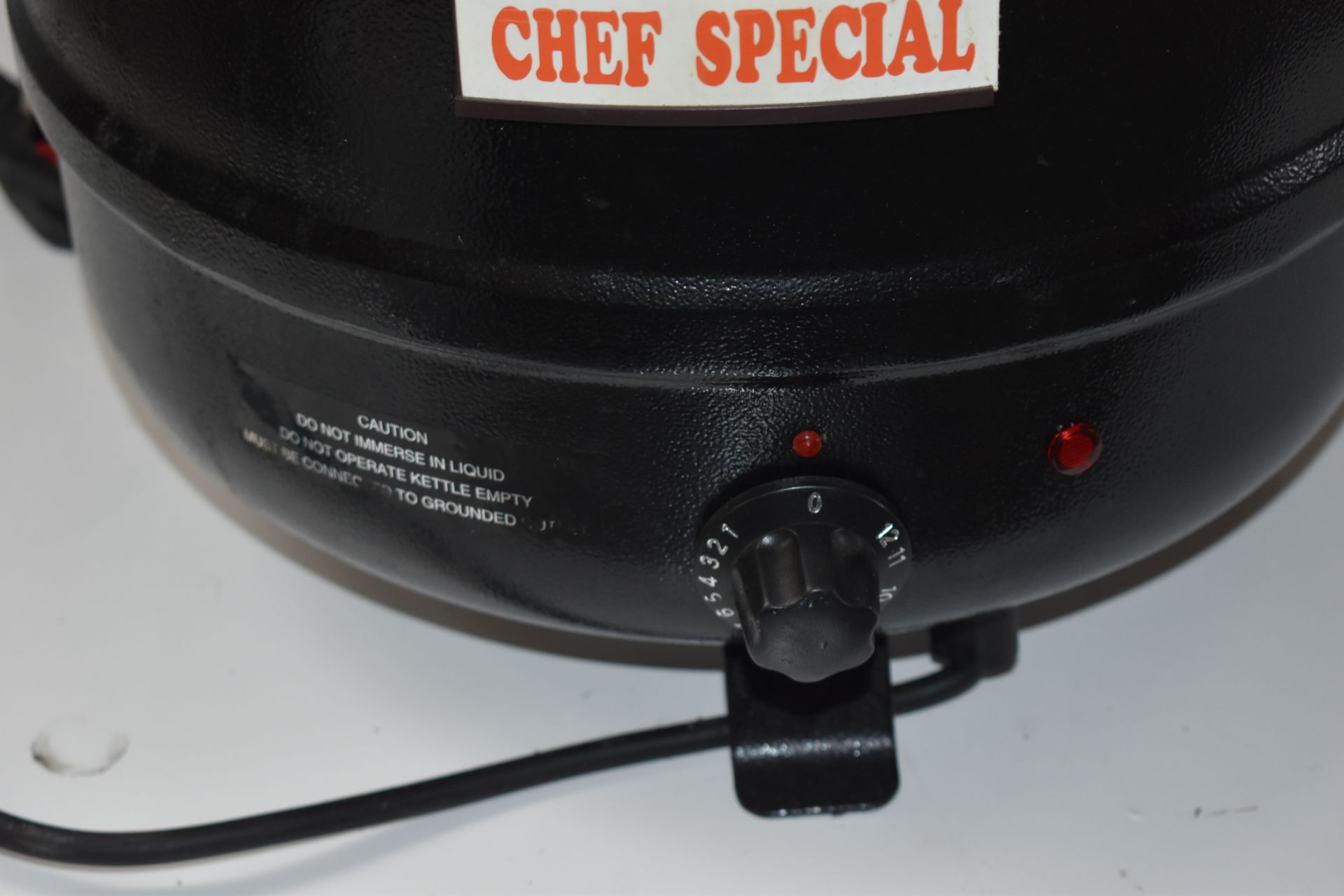 1 x Genware 175-1005 Soup Kettle 0.4Kw 10 Litre  - 240v - CL232 - Ref117 - Location: Altrincham WA14 - Image 3 of 5