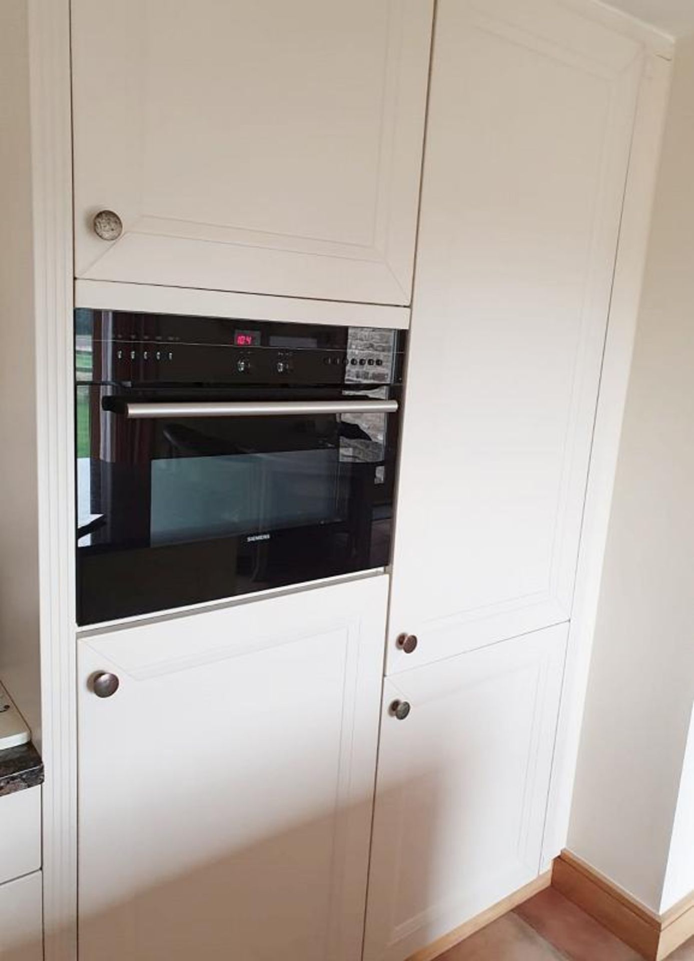 1 x Beautiful Bespoke Shaker-Style Kitchen In Cream With Central Island, Siemens Appliances And Gran - Image 11 of 30