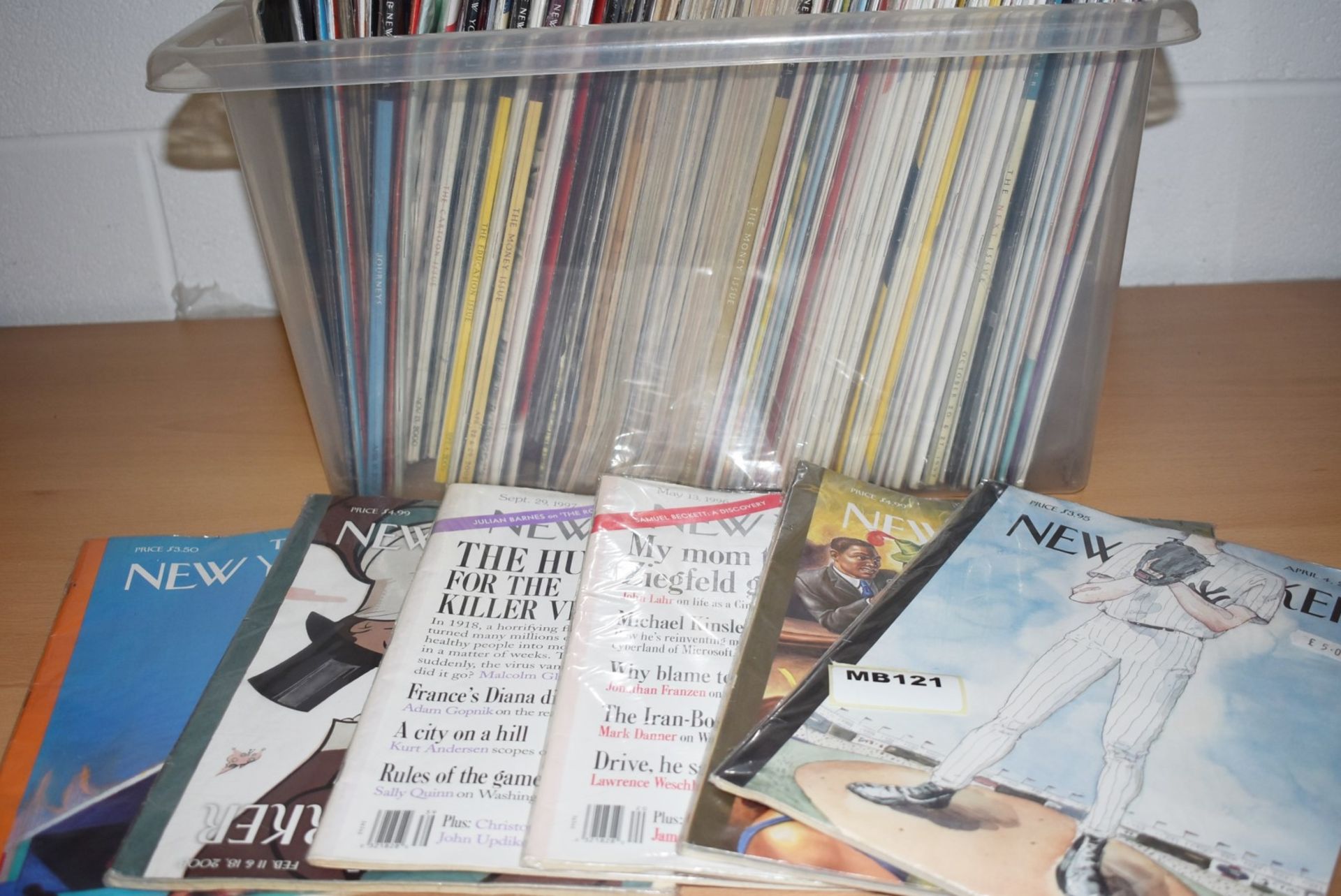 112 x New Yorker Magazines Dated 1997 to 2006 - Ref MB121 - CL431 - Location: Altrincham WA14 - Image 4 of 4