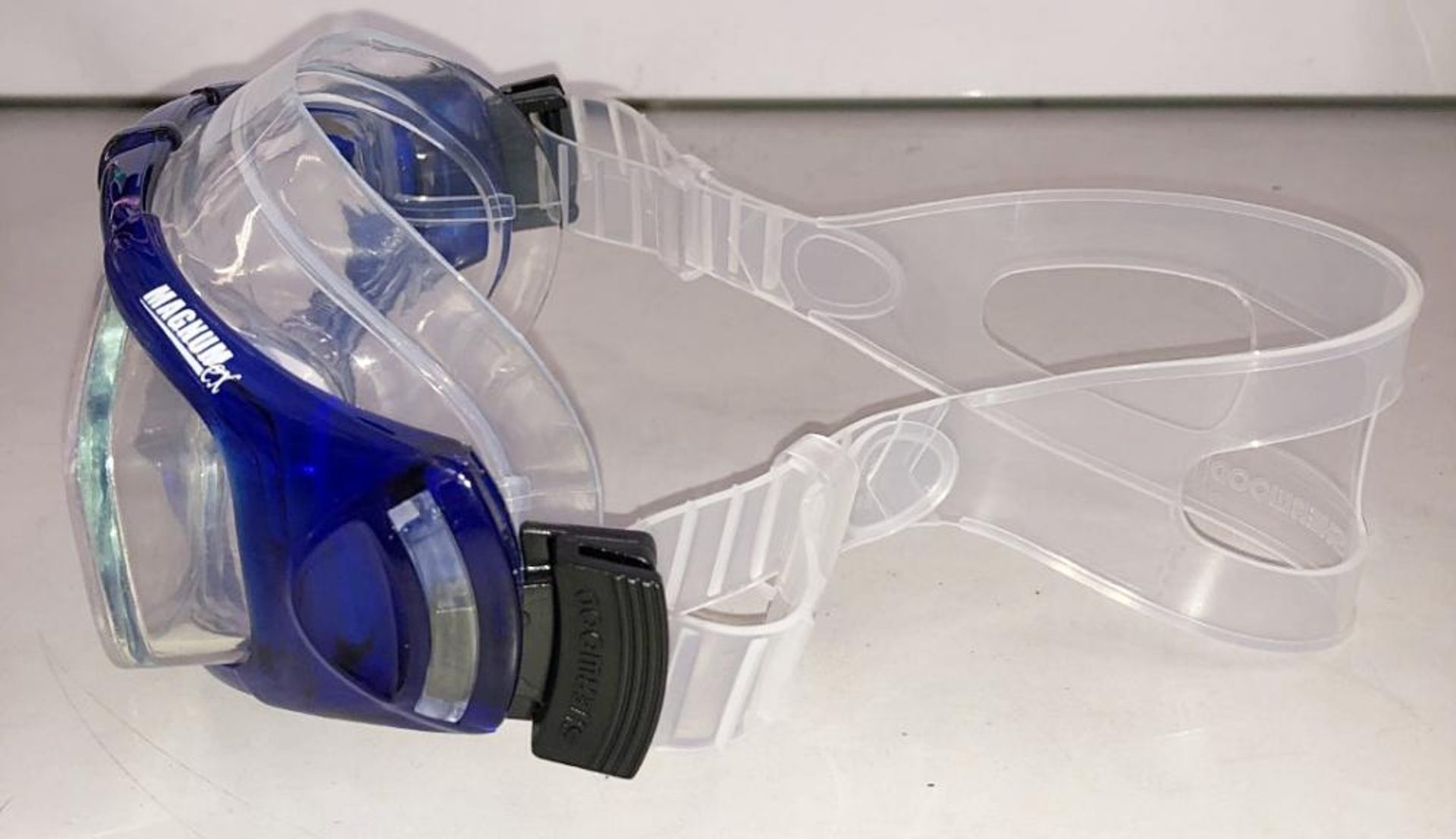 8 x New Pairs Of Branded Diving Masks - Ref: NS397, NS398, NS399, NS400, NS401, NS402, NS403, NS404 - Image 16 of 27