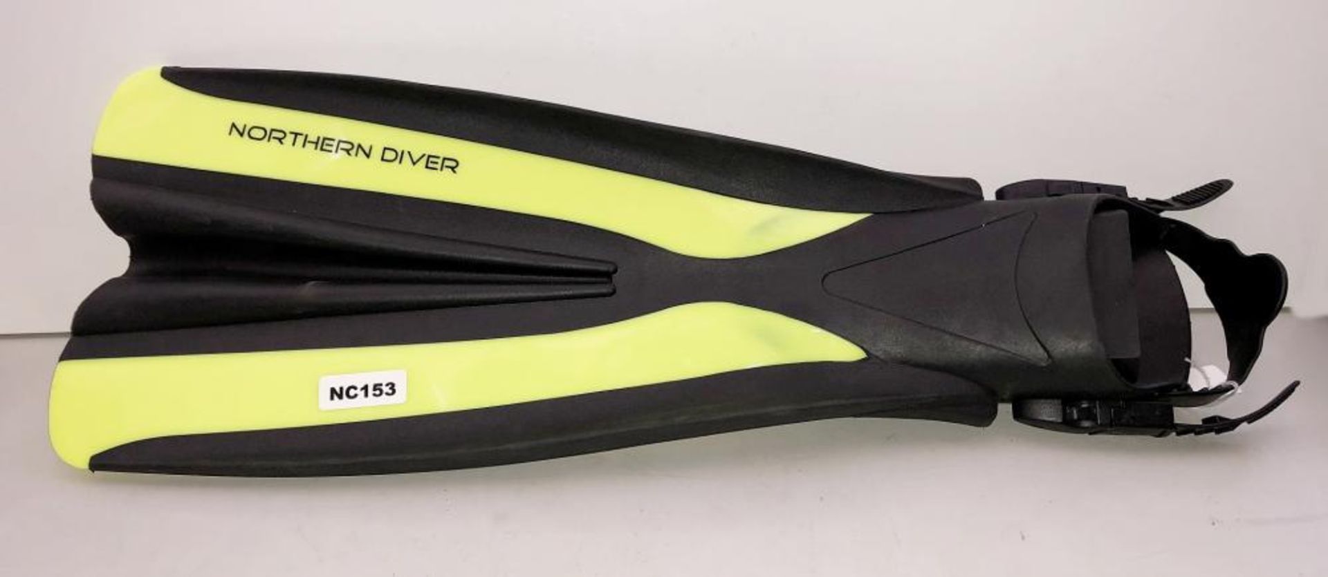 A Pair Of New NorthernDiver Power Fins - Ref: NC153, NC154 - CL349 - Location: Altrincham WA14 - Image 7 of 9