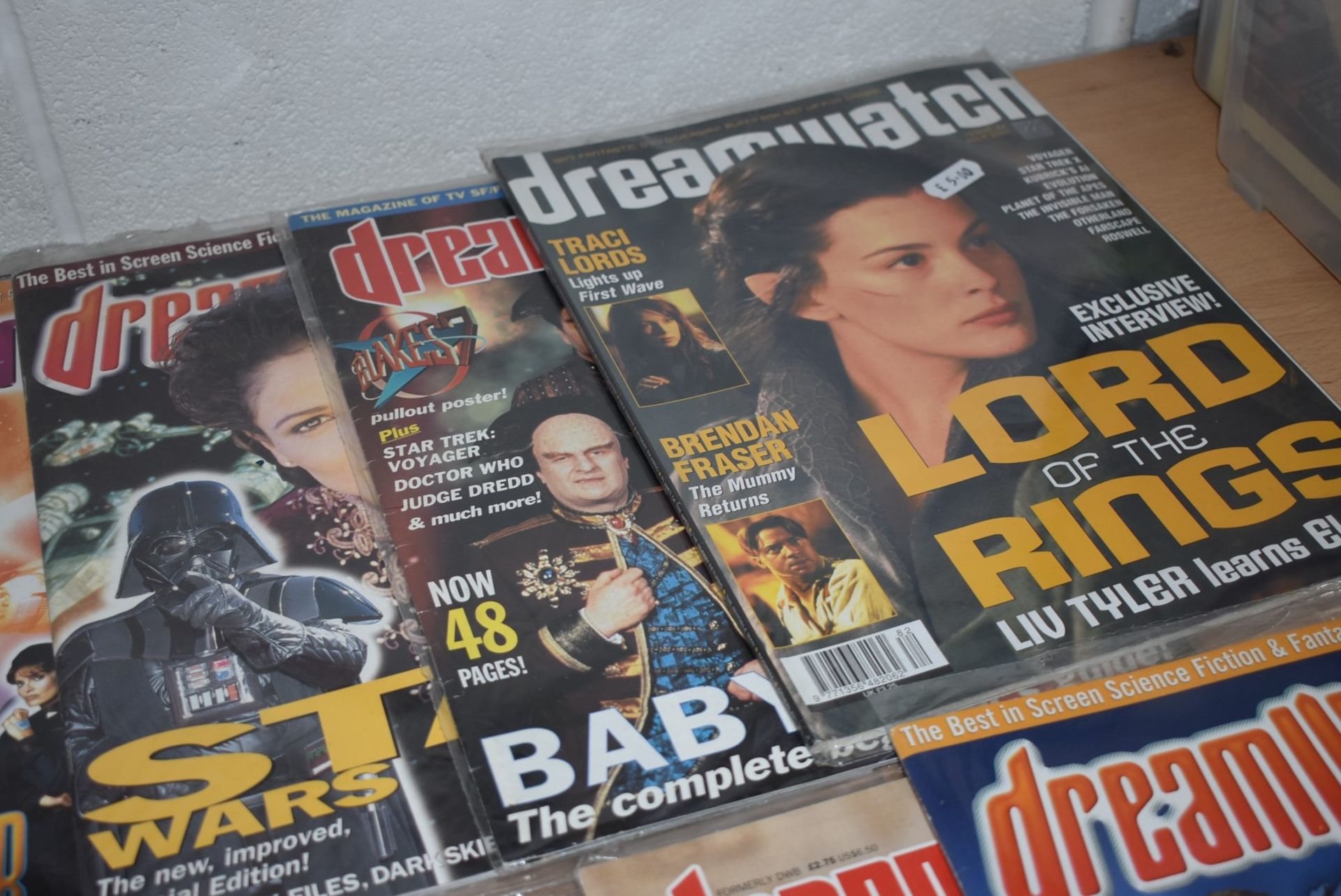 15 x Dreamwatch Science Fiction and Fantasy Film Magazines Dated From 1994 - Ref MB146 - CL431 - - Image 11 of 14